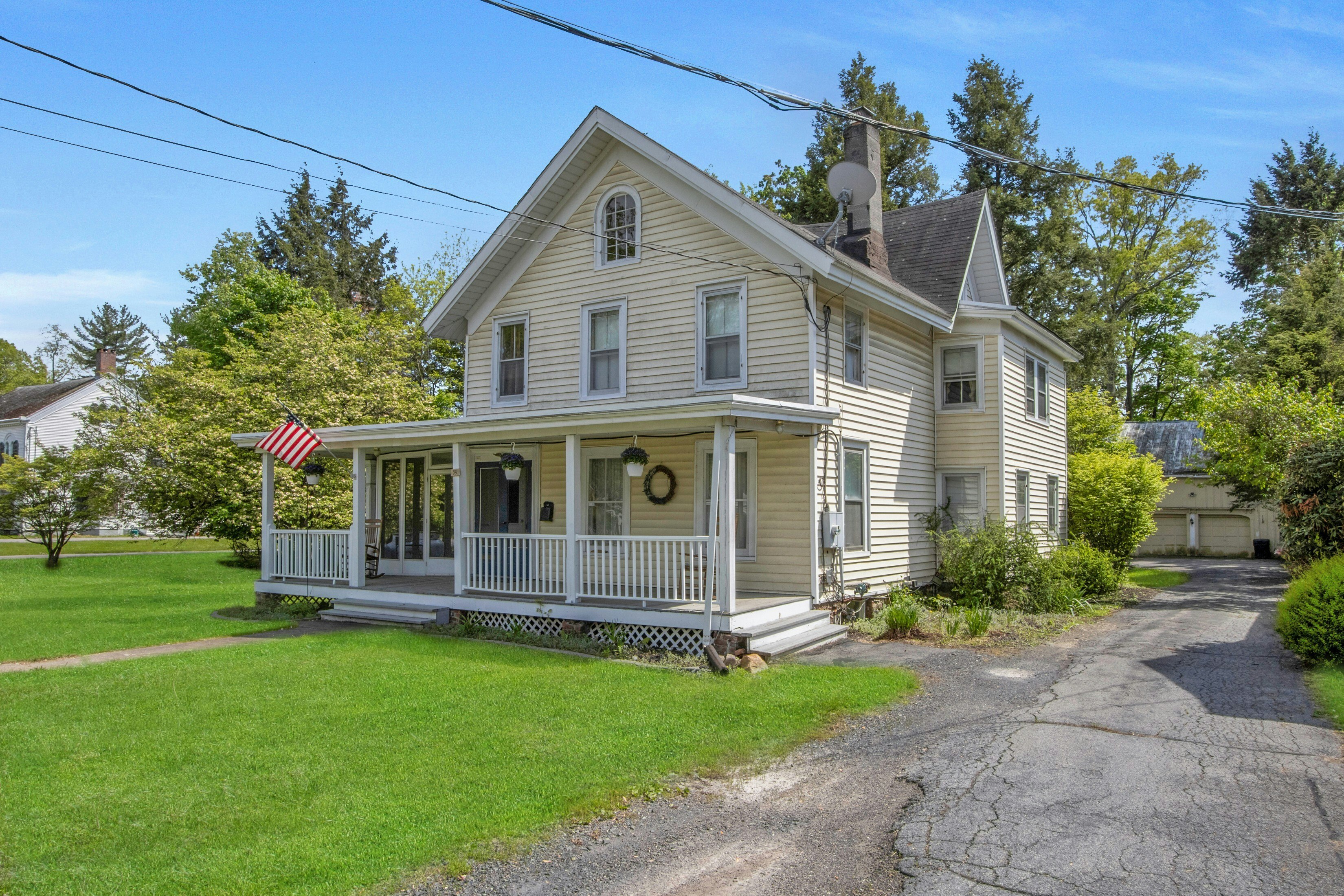 59 East Main Street 