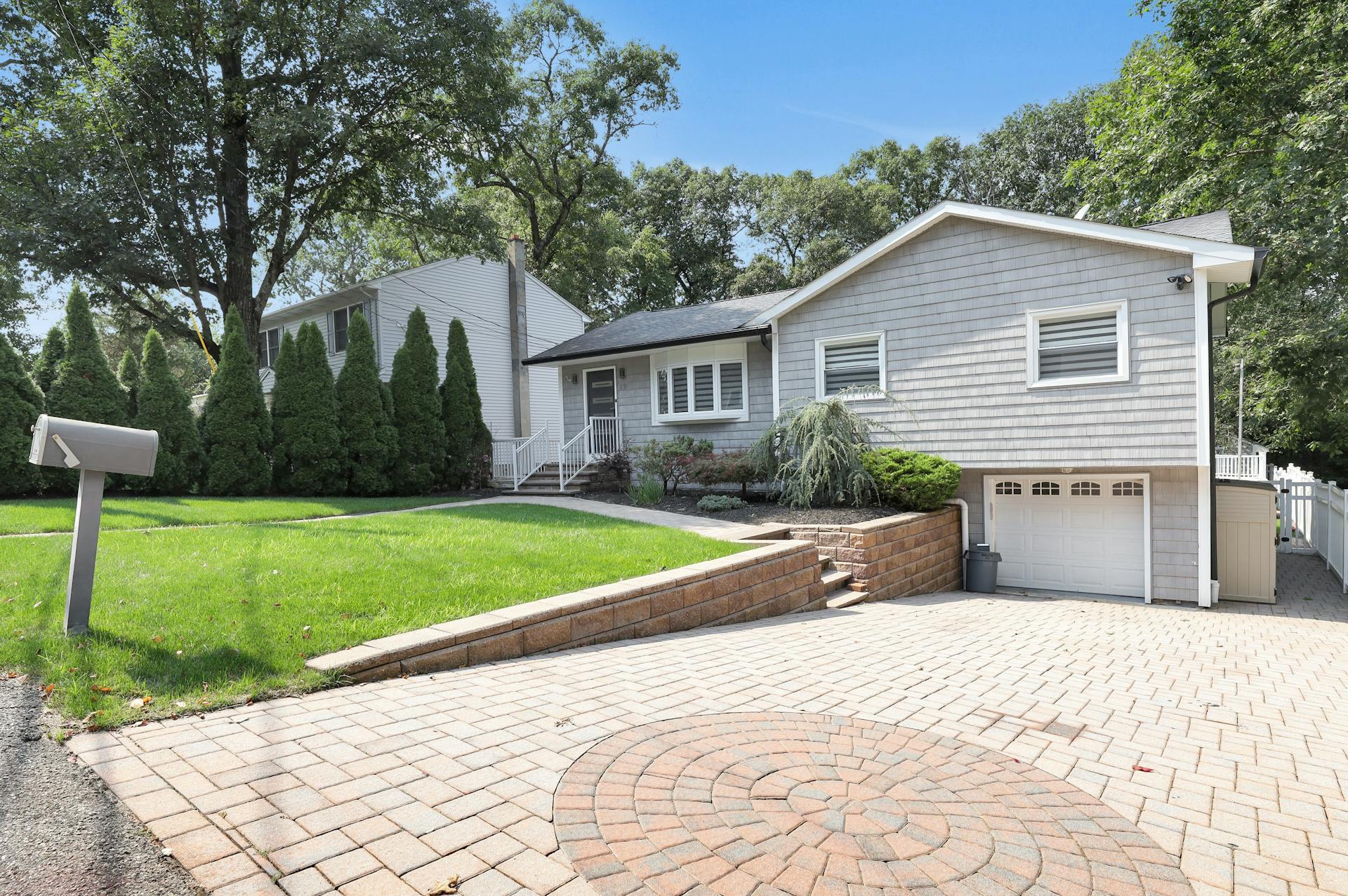 19 Lenape Road 