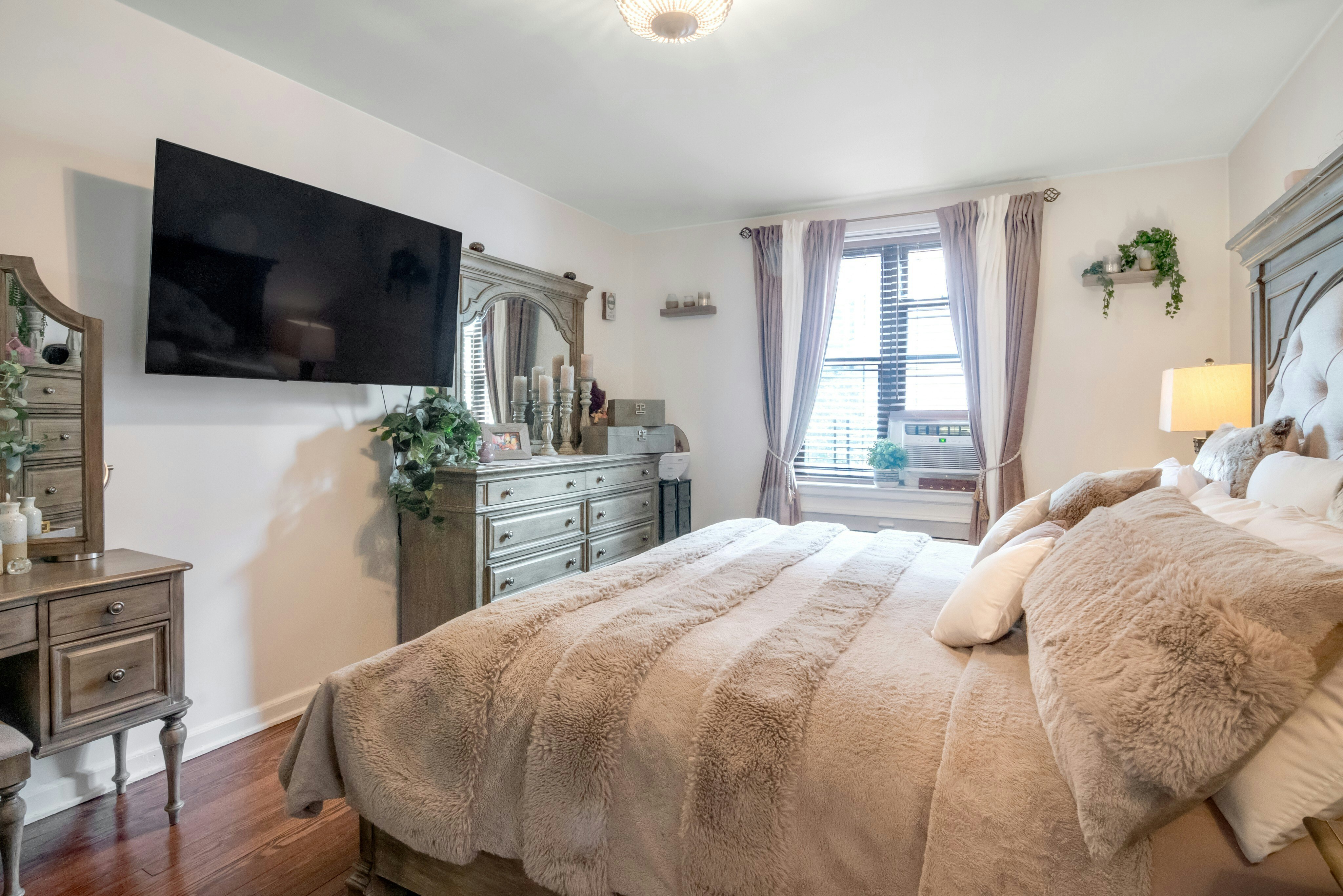 445 West 240th Street unit 3G