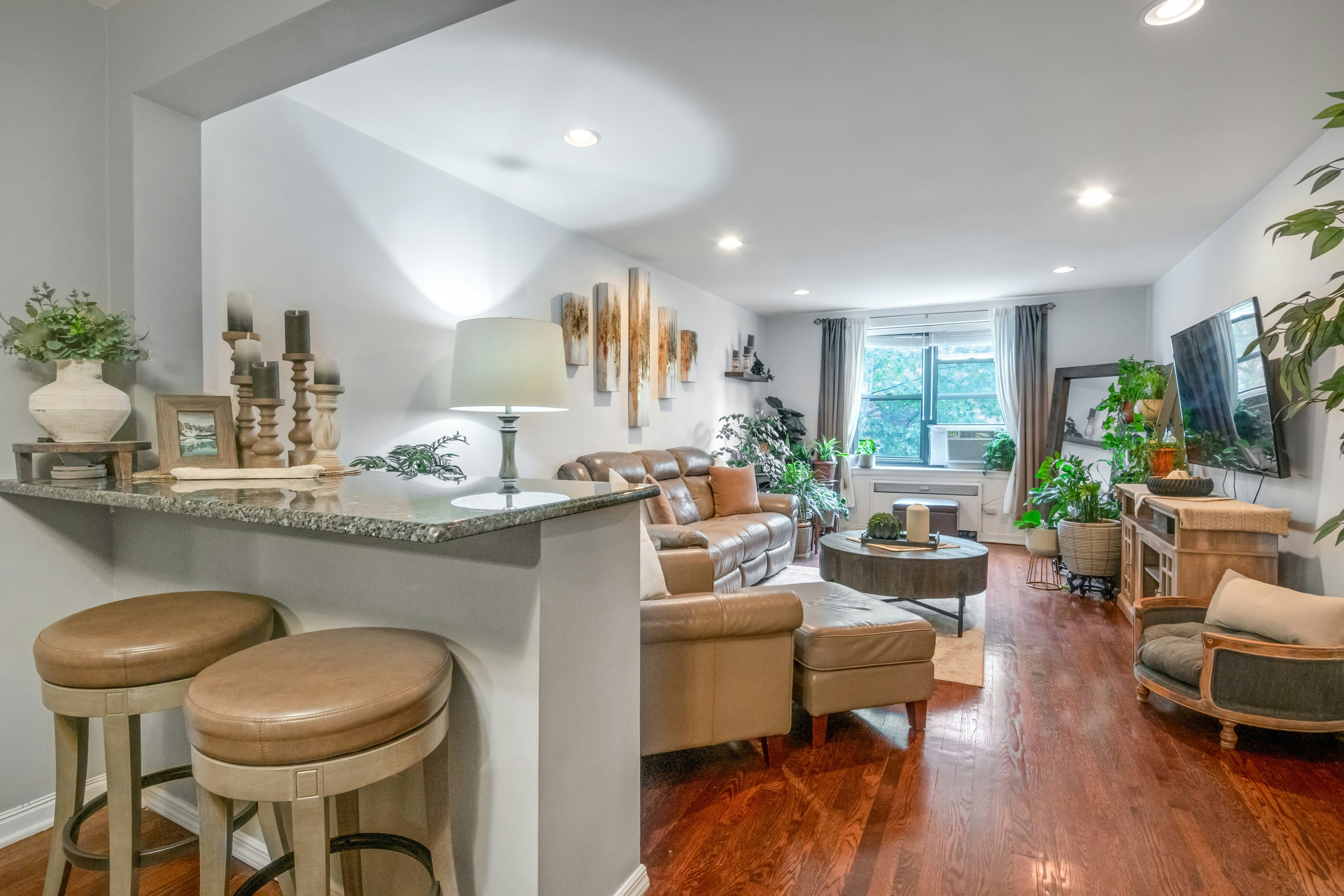 445 West 240th Street unit 3G