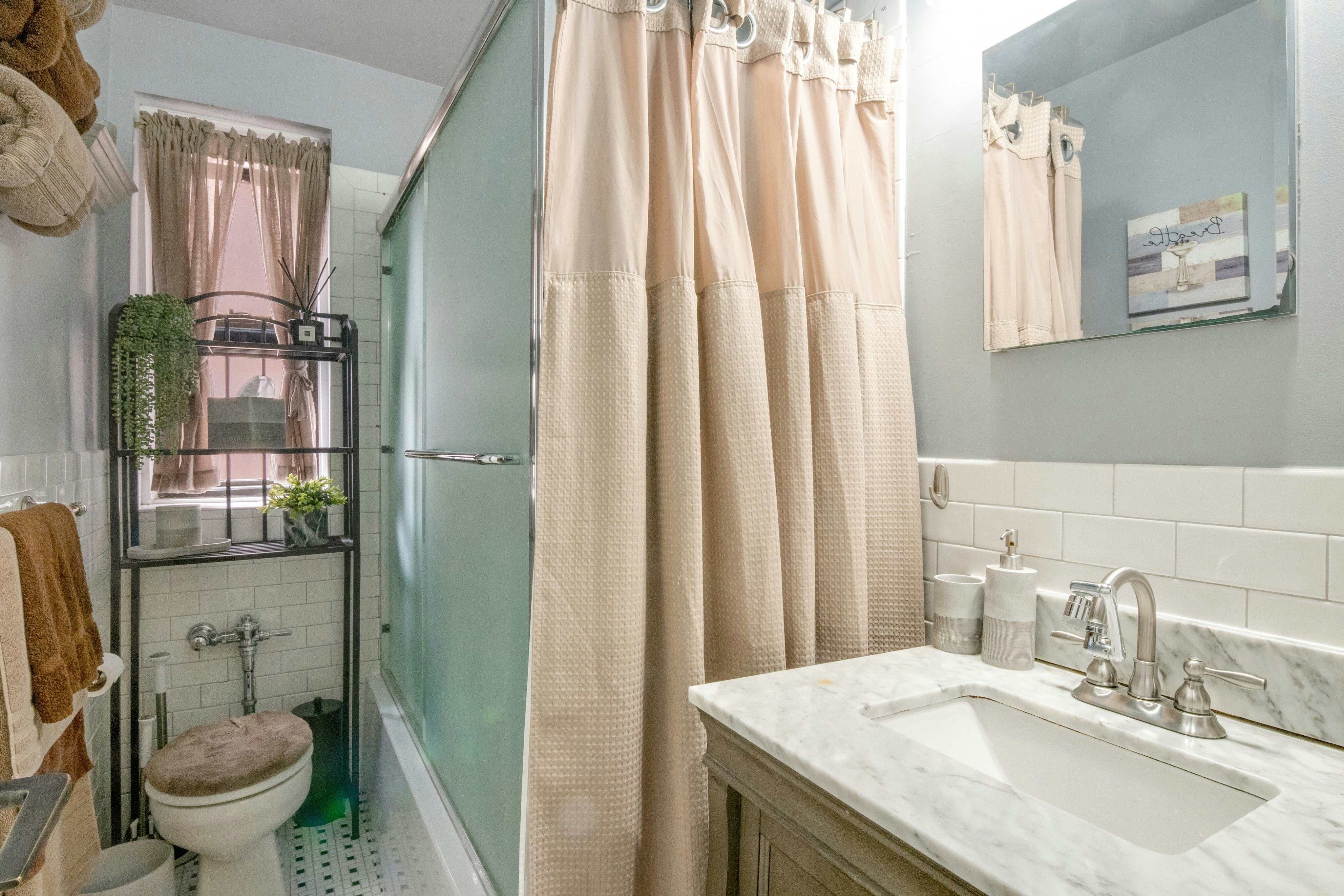 445 West 240th Street unit 3G