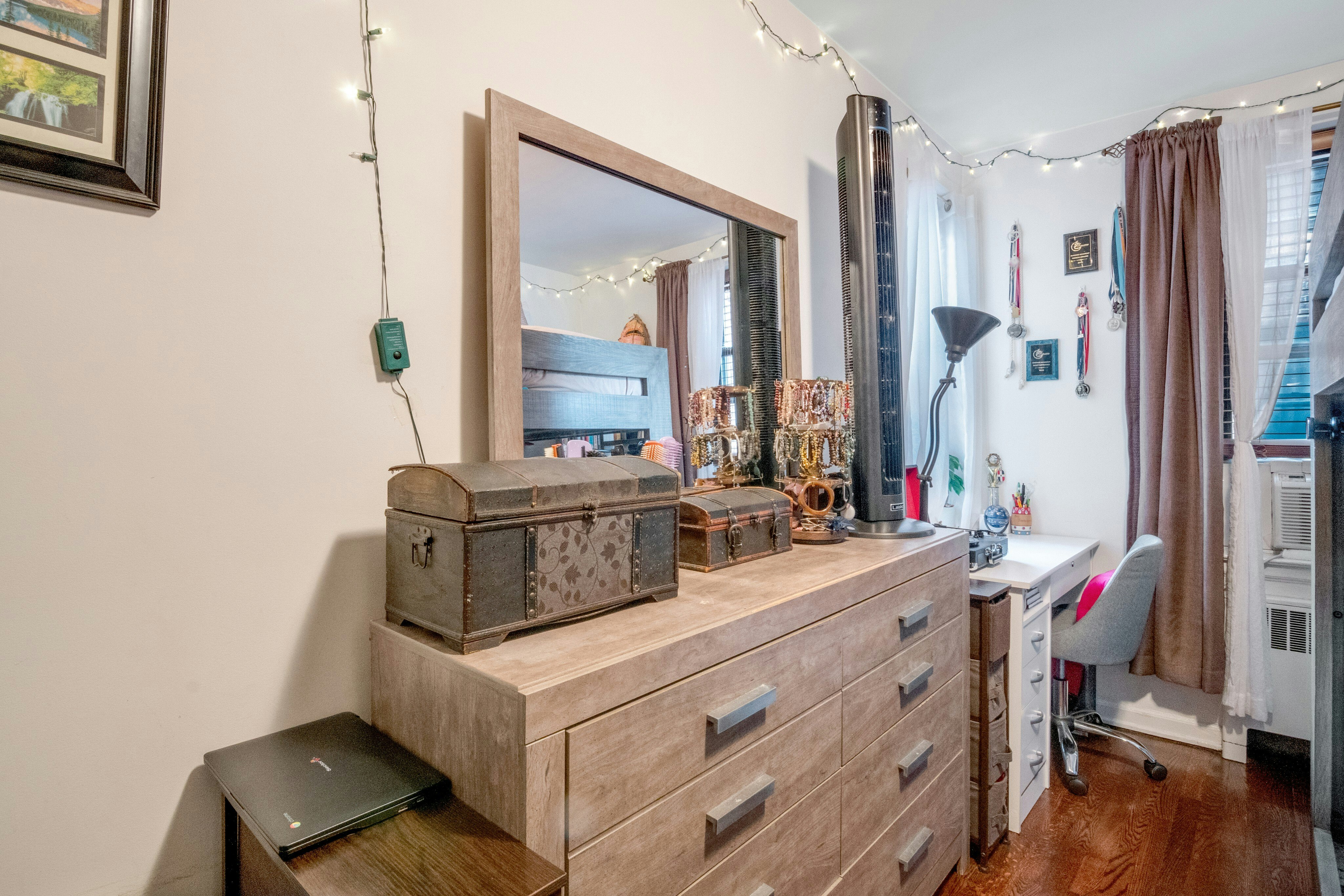 445 West 240th Street unit 3G