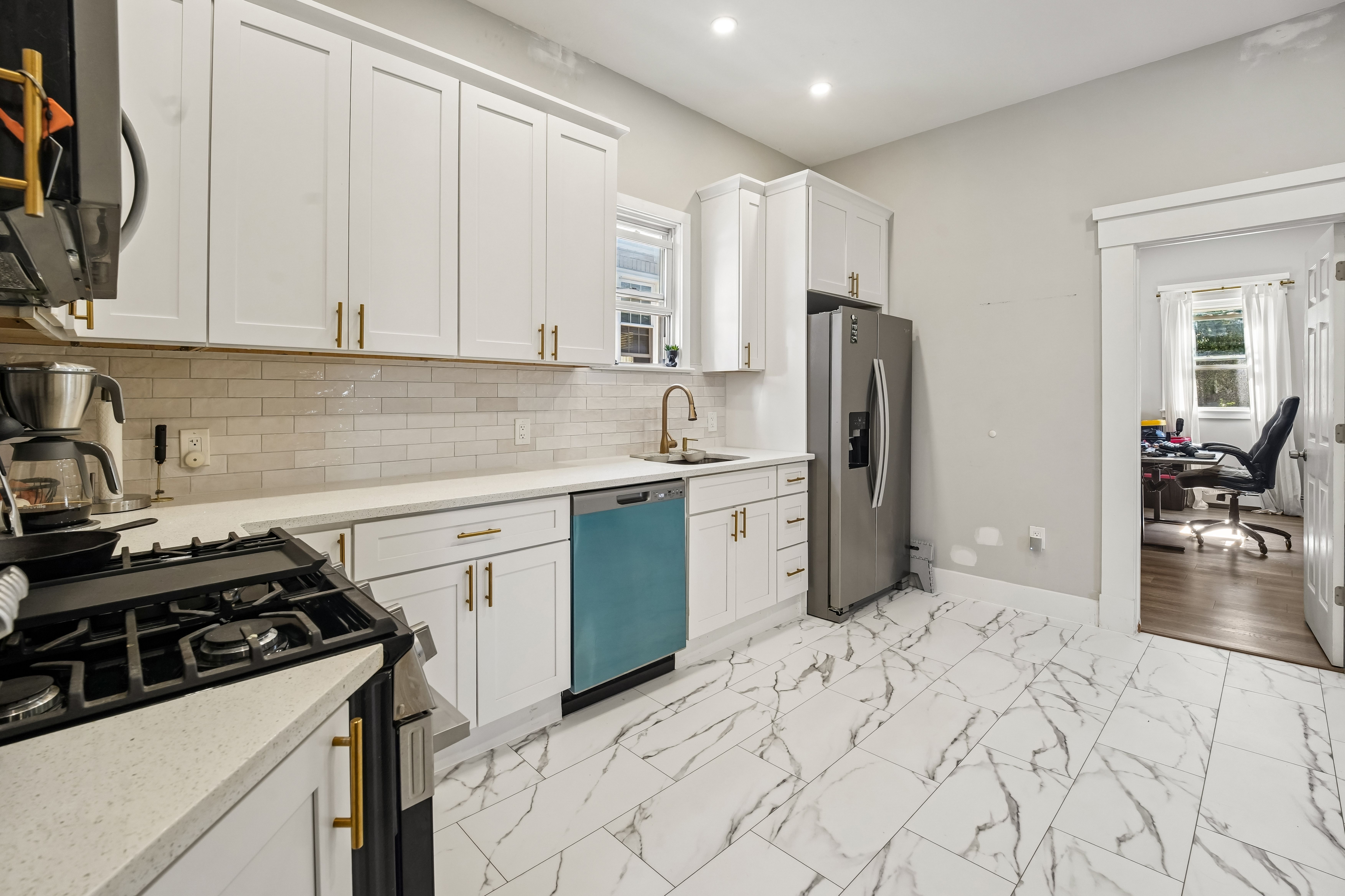 27 Gold Street 1