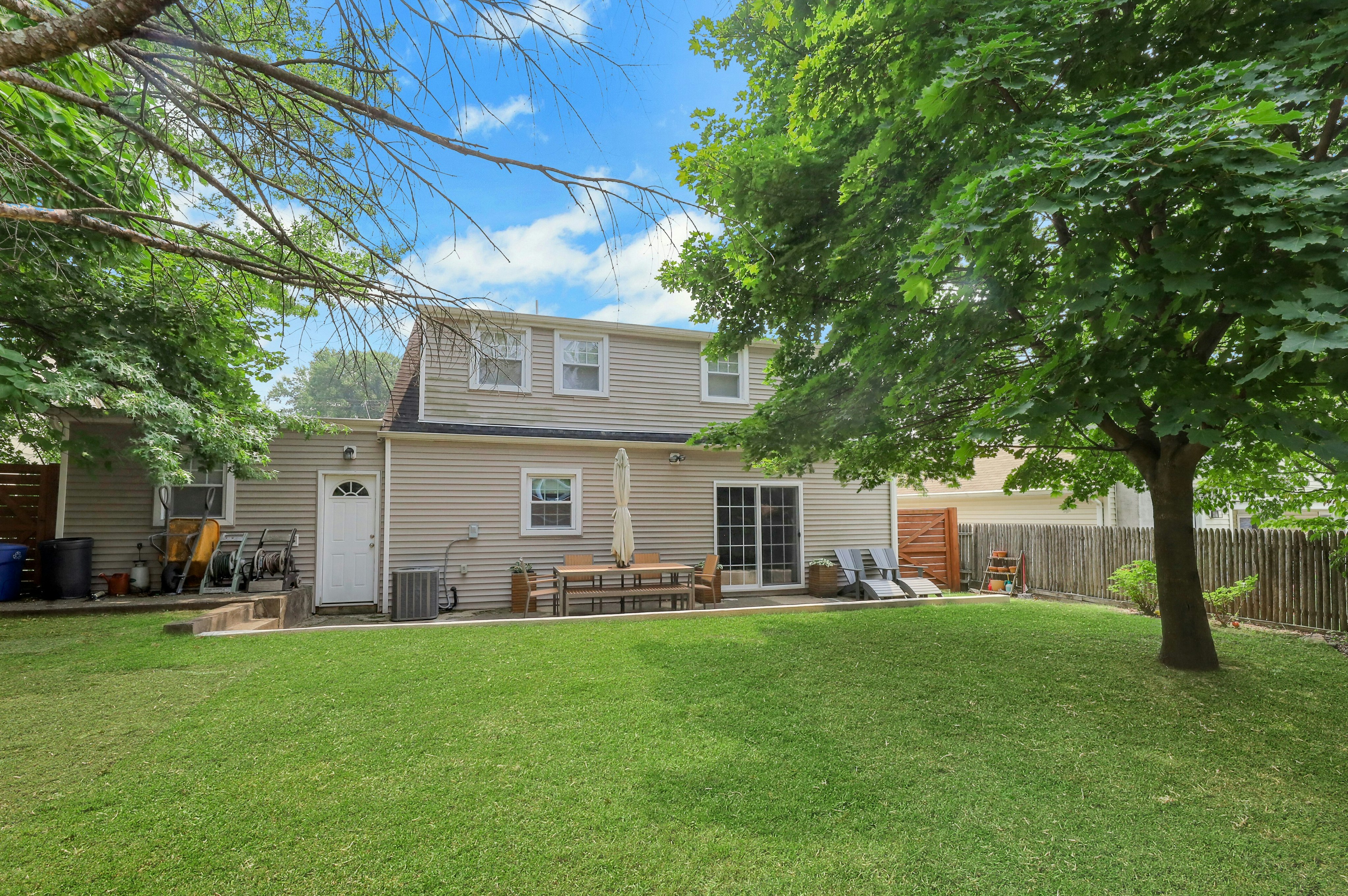 15 Lynne Avenue 