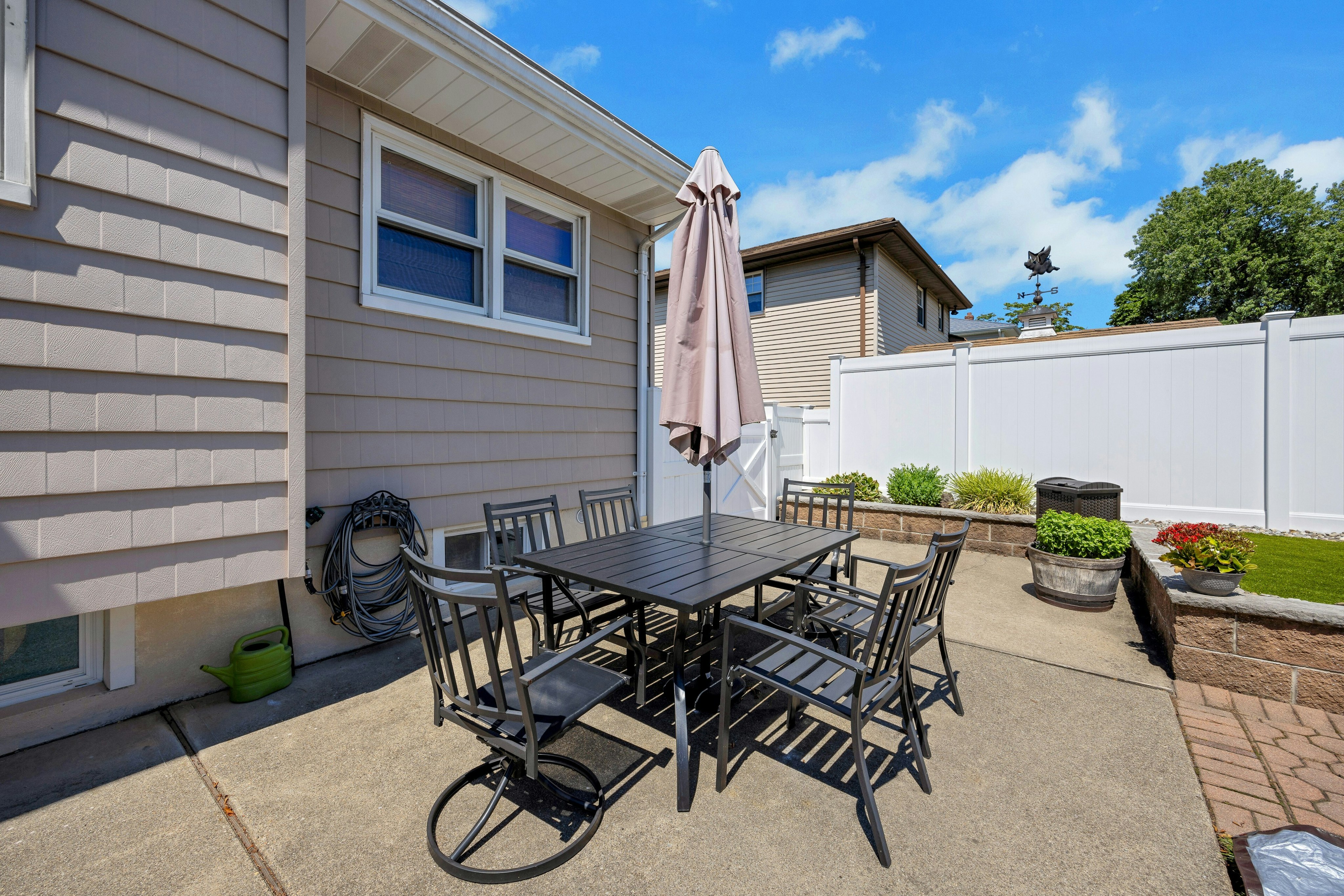 234 Hillside Avenue 
