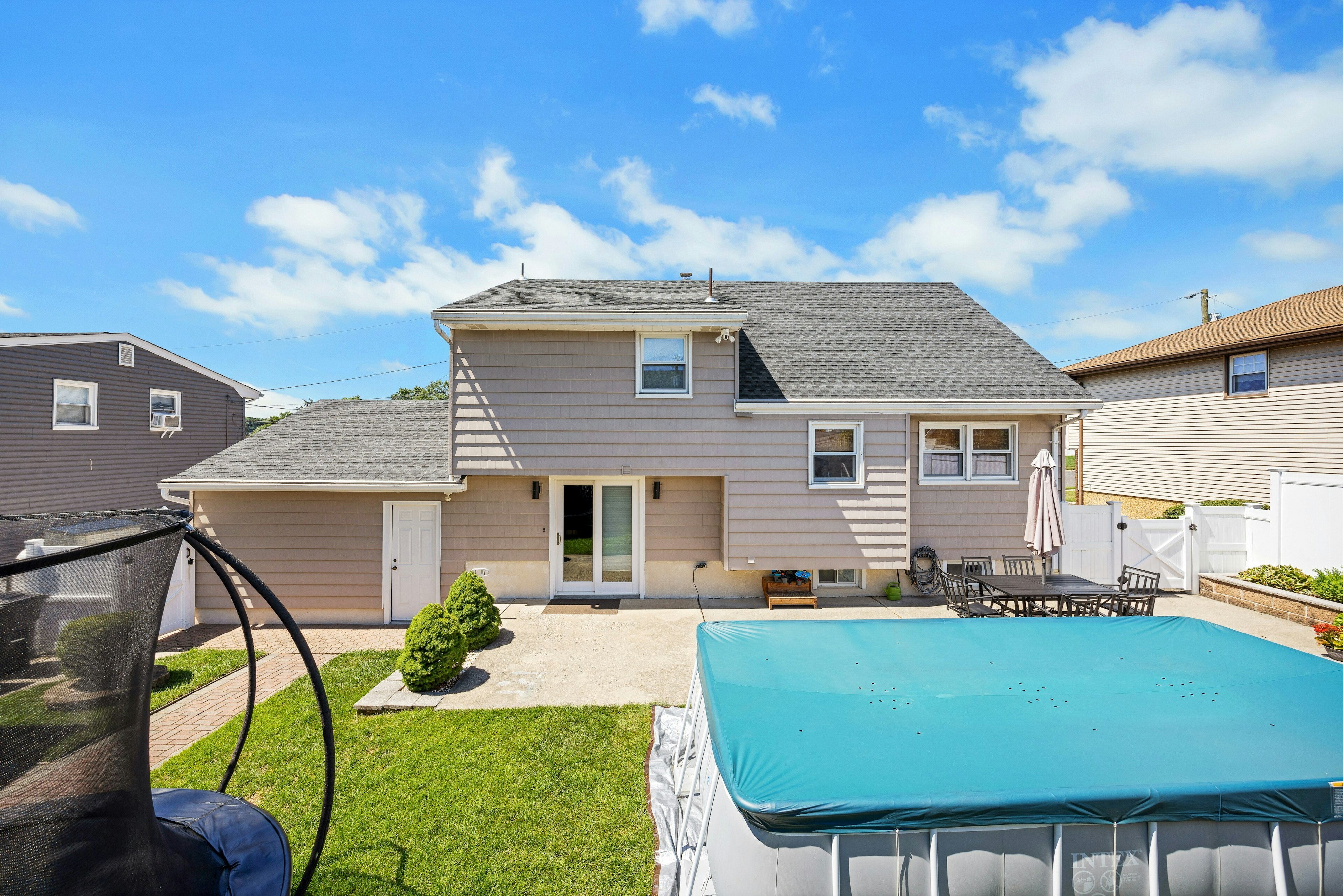 234 Hillside Avenue 