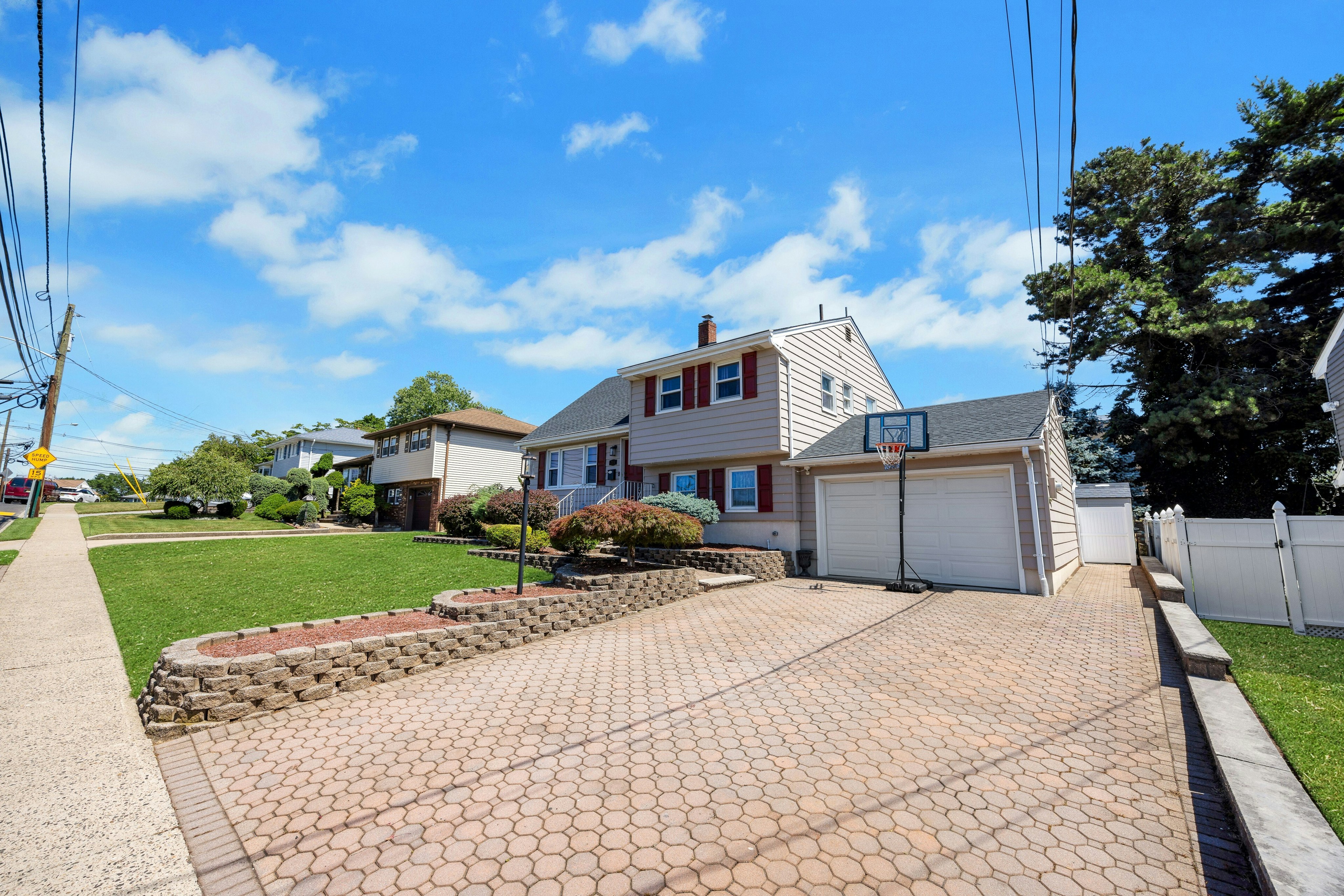 234 Hillside Avenue 