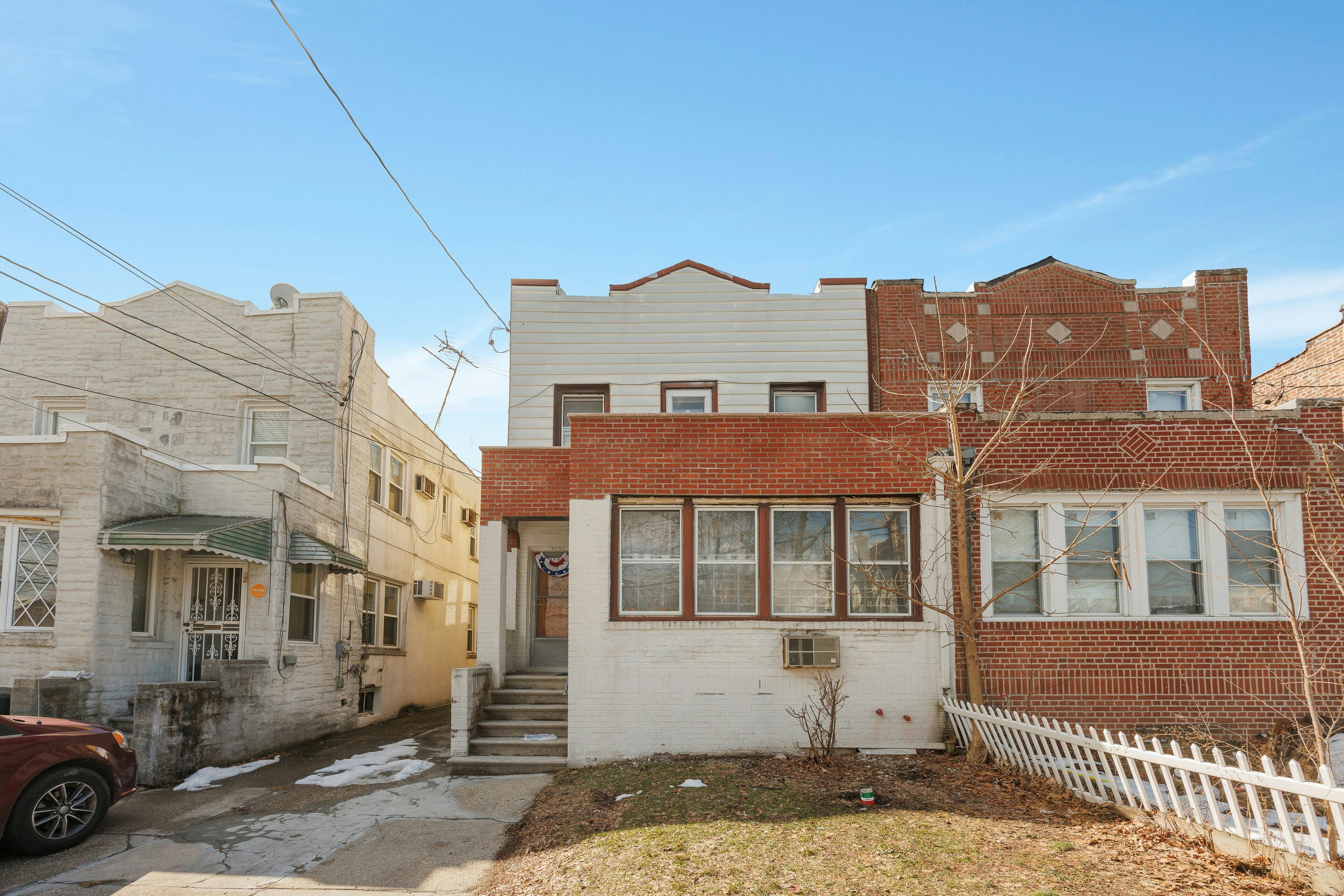 2335 Yates Avenue 