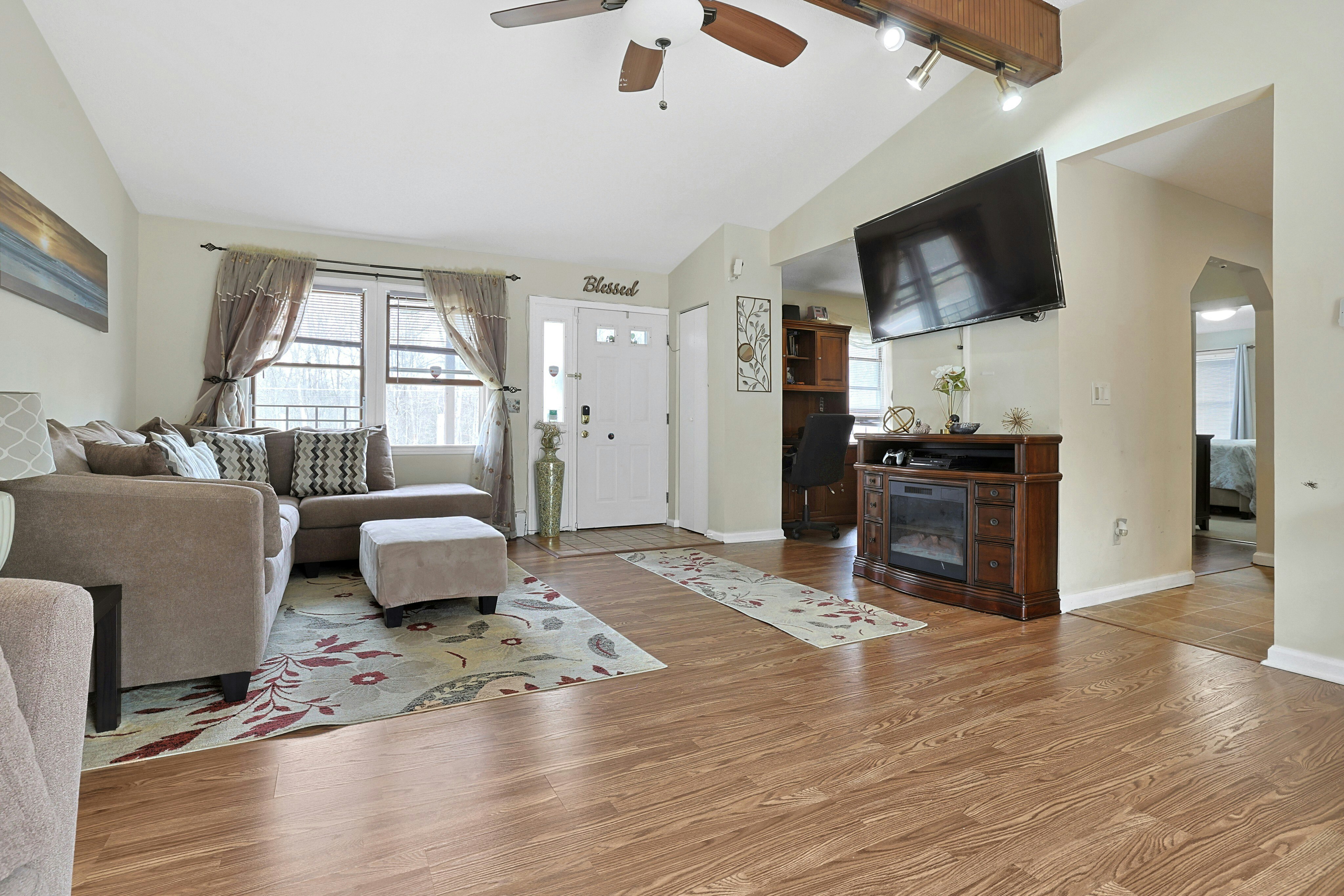 612 Shoddy Hollow Road 