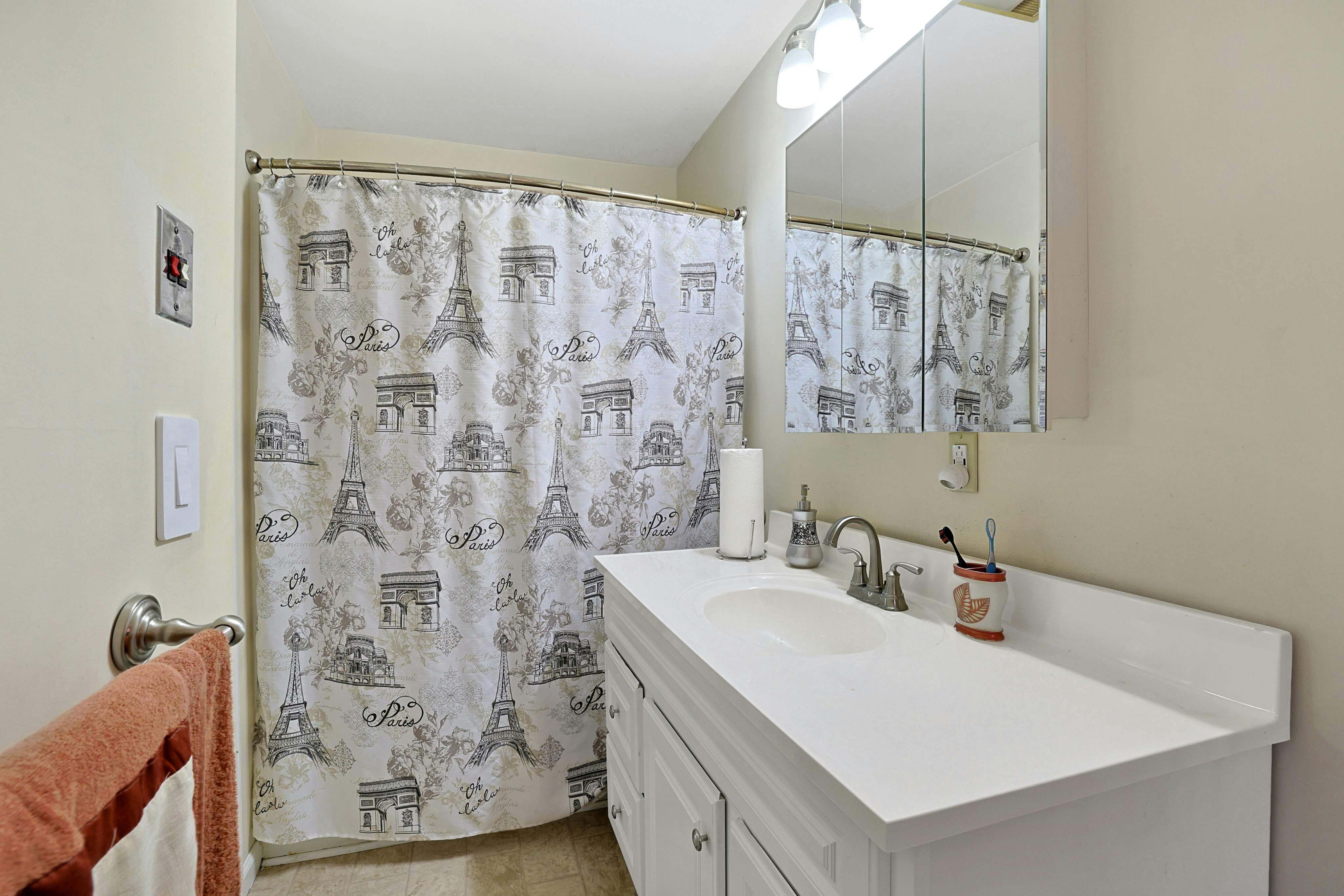 612 Shoddy Hollow Road 