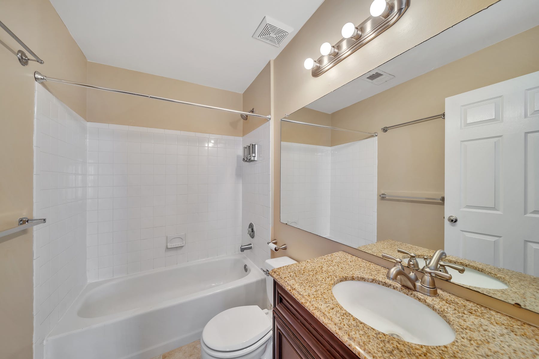 1041 Cumberland Court 