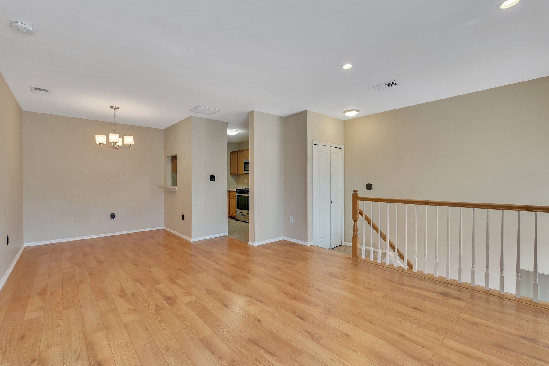 1041 Cumberland Court 
