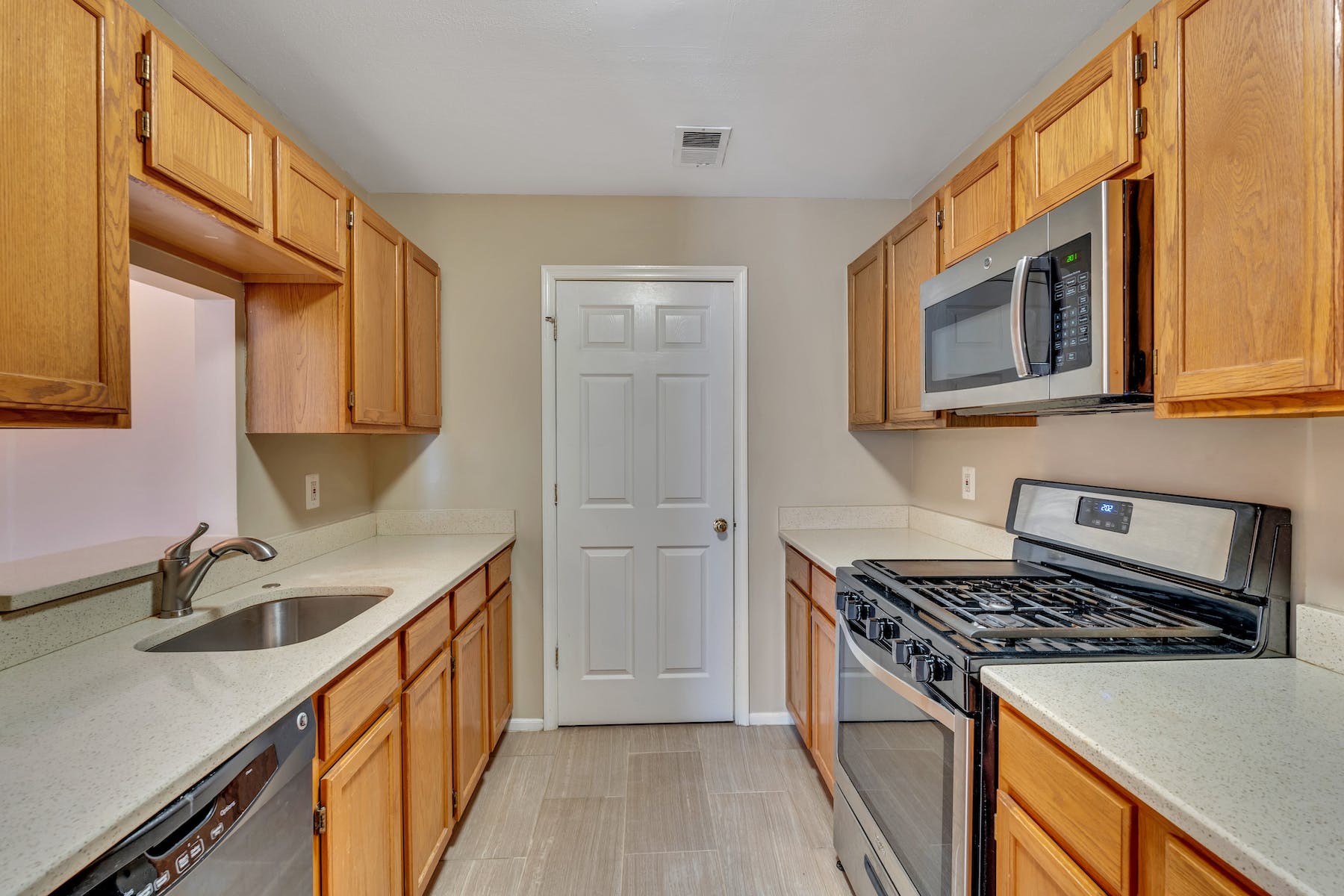 1041 Cumberland Court 
