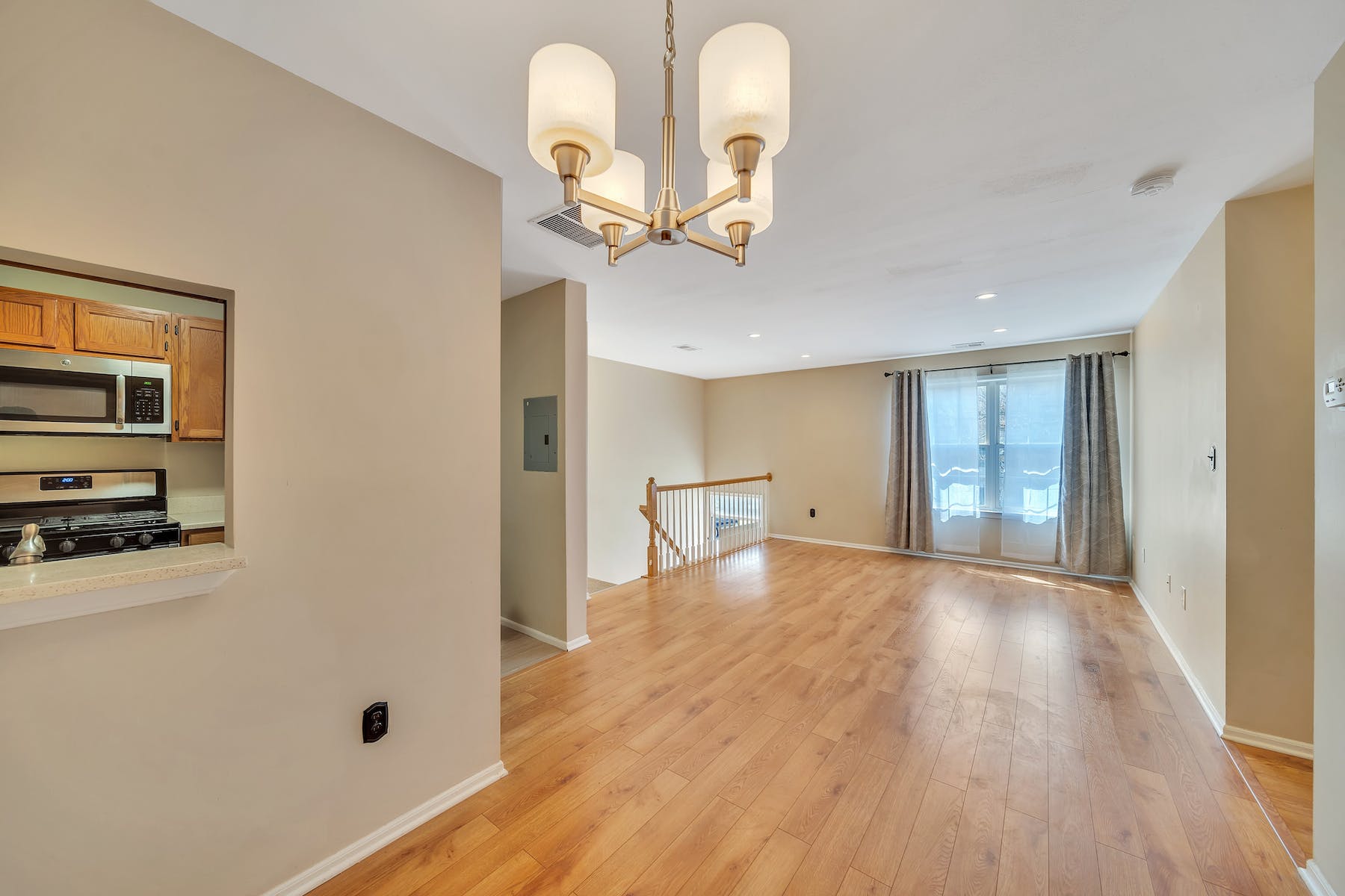 1041 Cumberland Court 