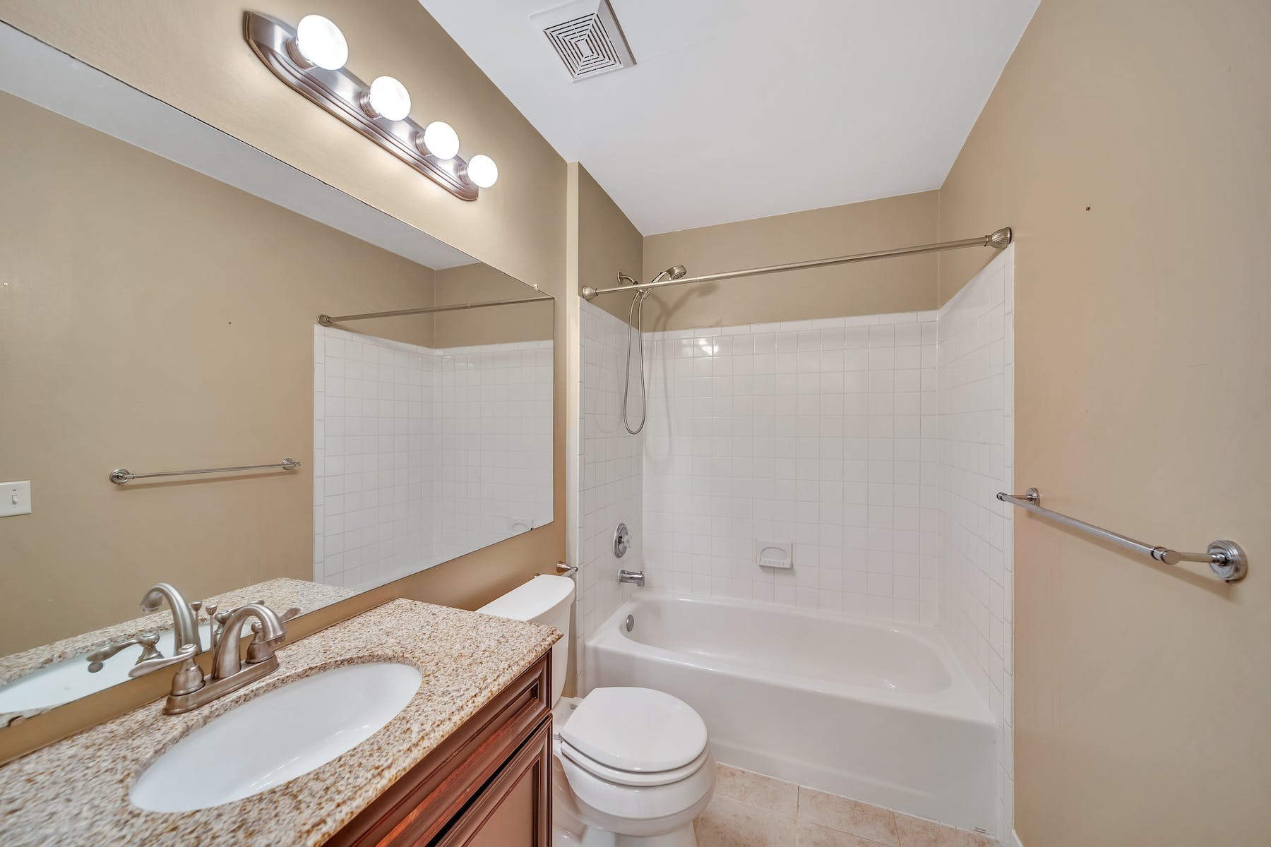 1041 Cumberland Court 
