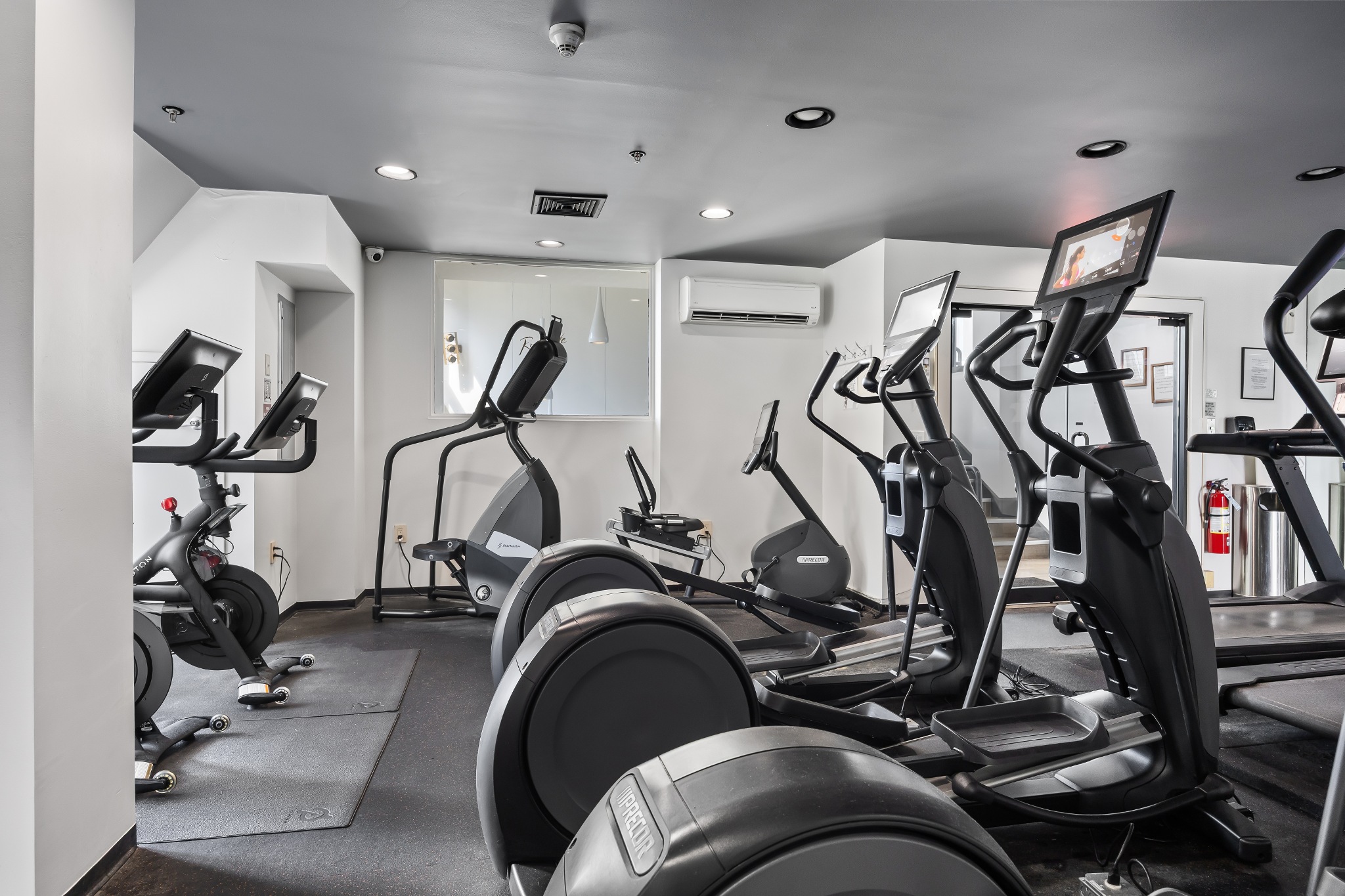 600 Harbor Blvd Unit 955 
