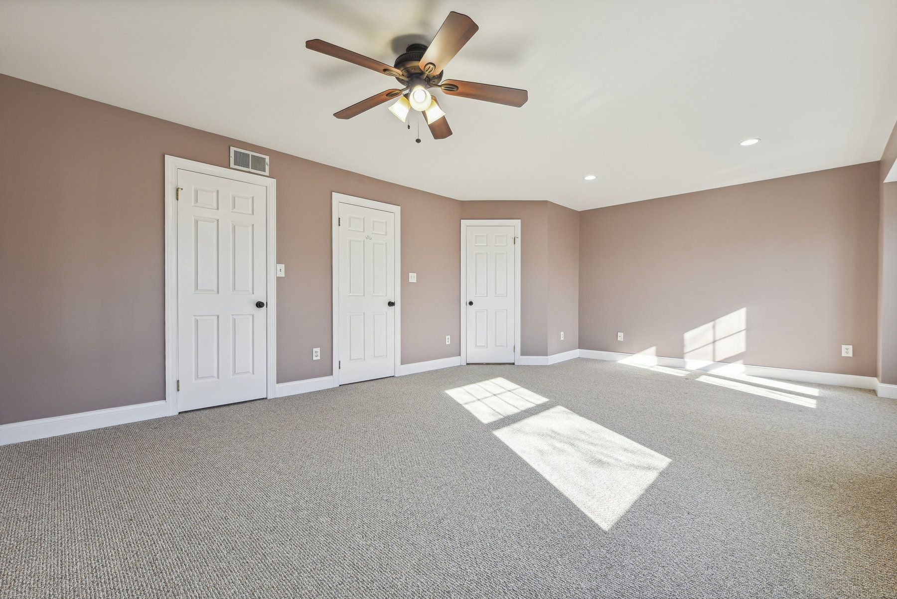 155 Northfield Road 