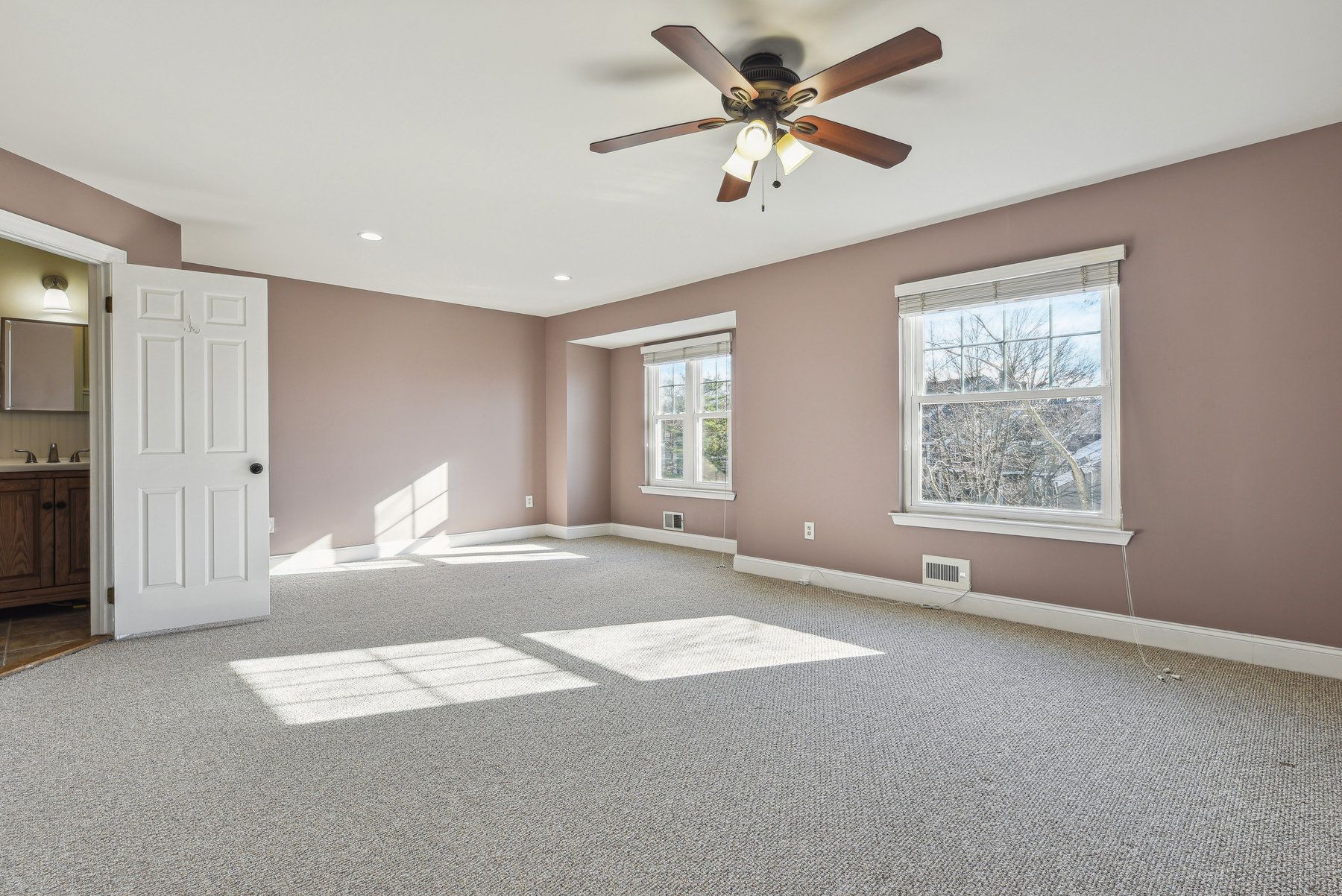 155 Northfield Road 
