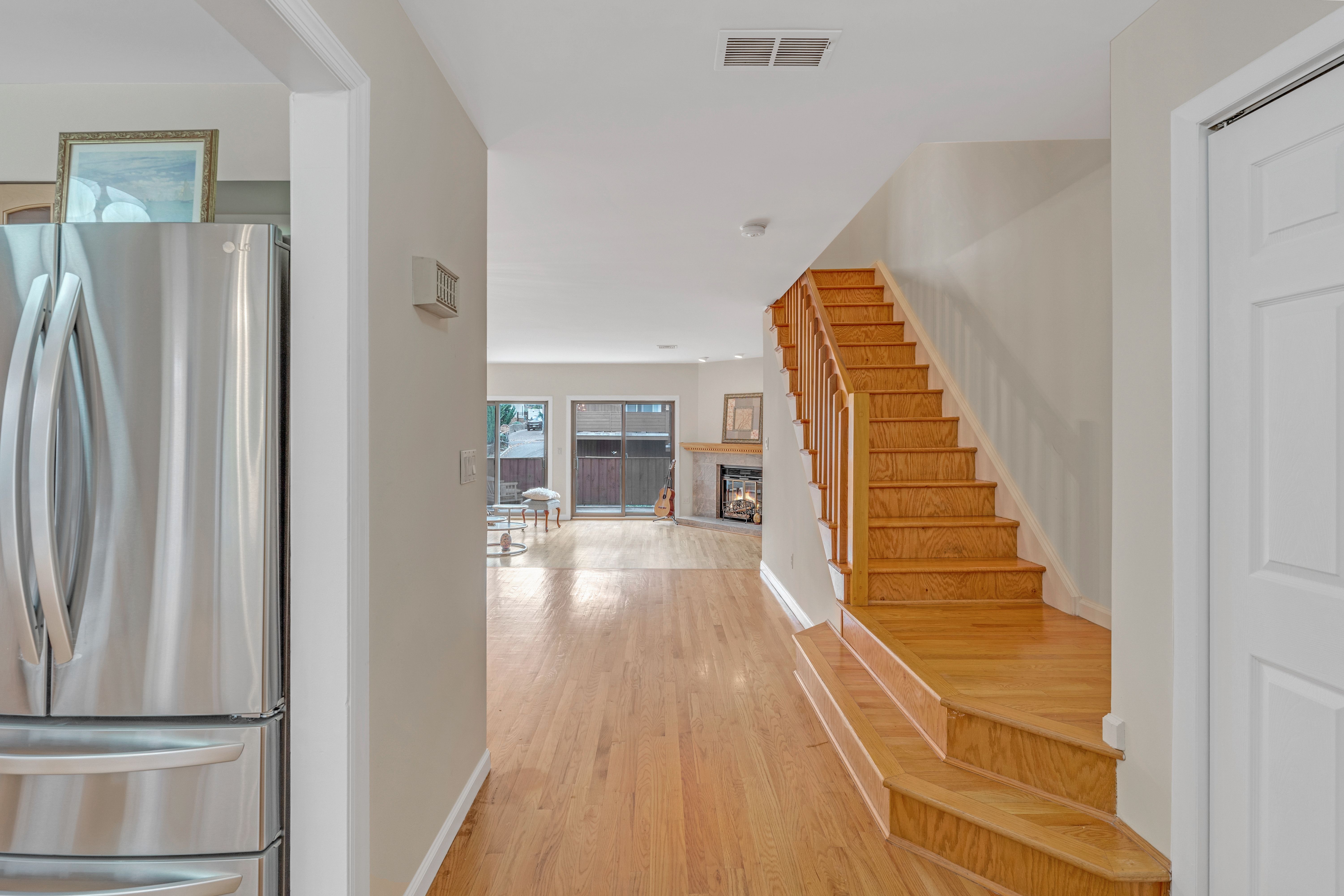2474 Hammett Avenue 