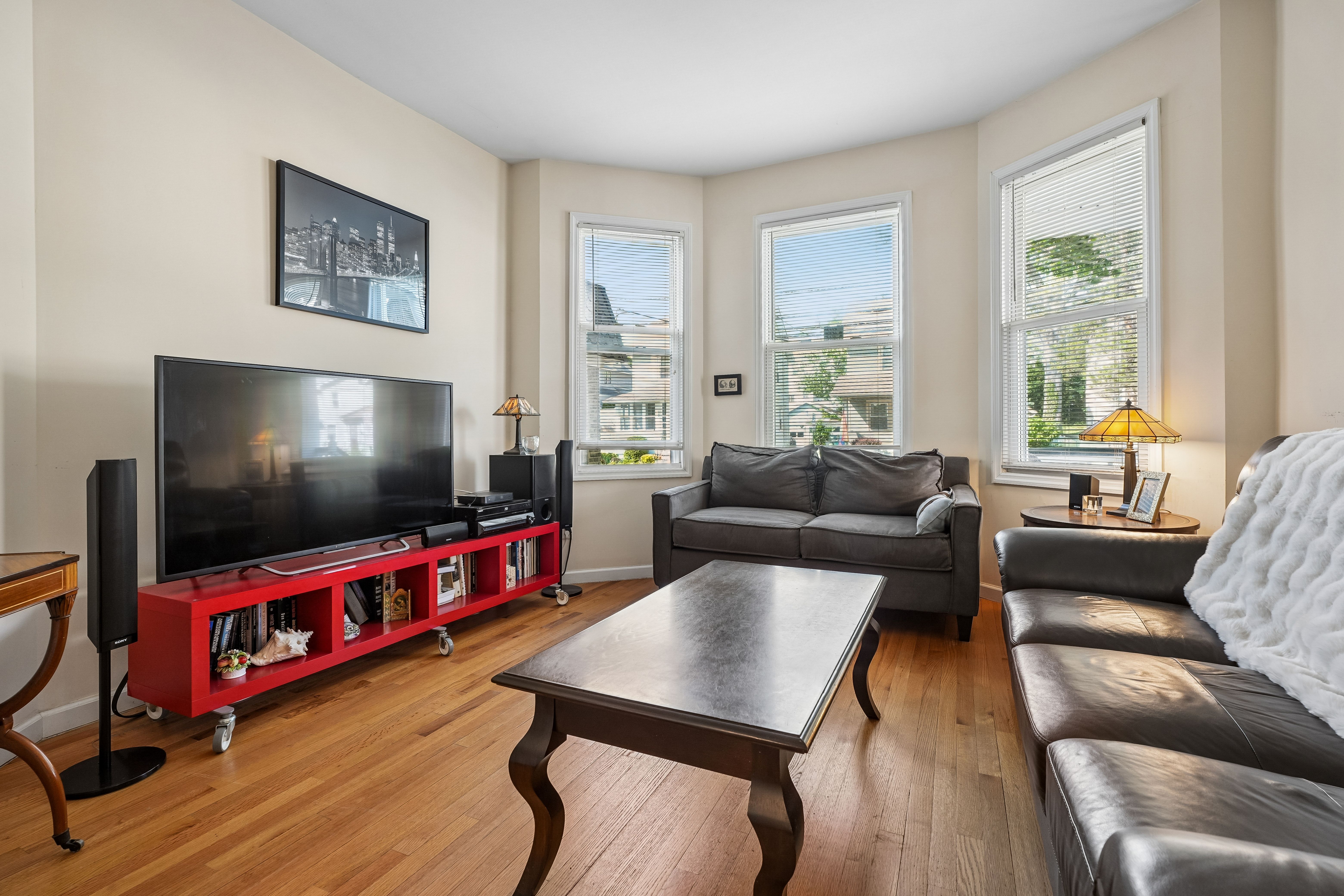 68-70 Llewellyn Avenue 