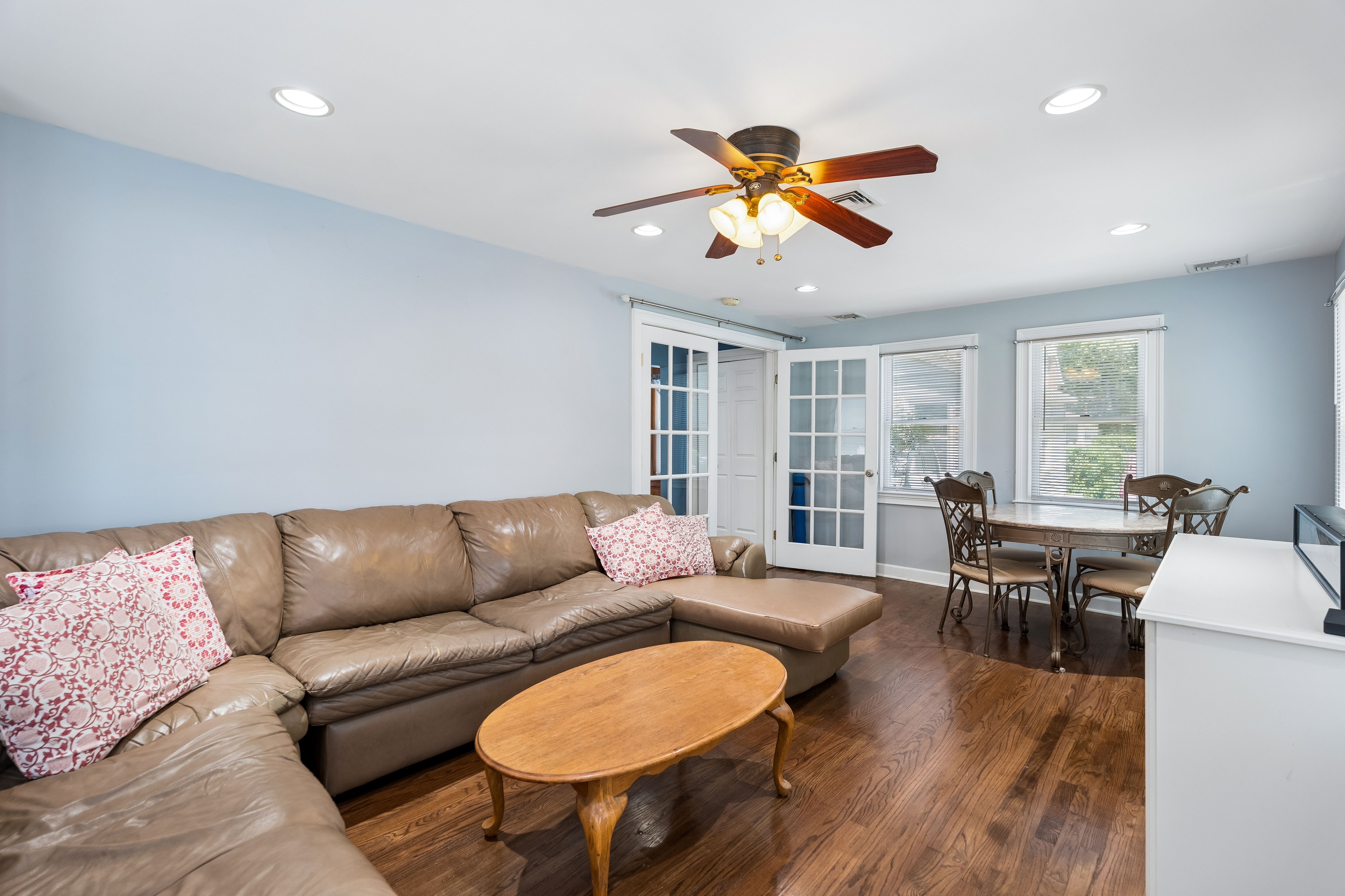 14 Chestnut Terrace 