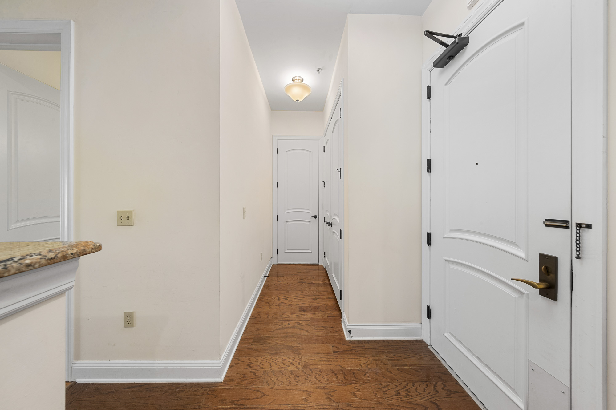 2116 The Plaza 