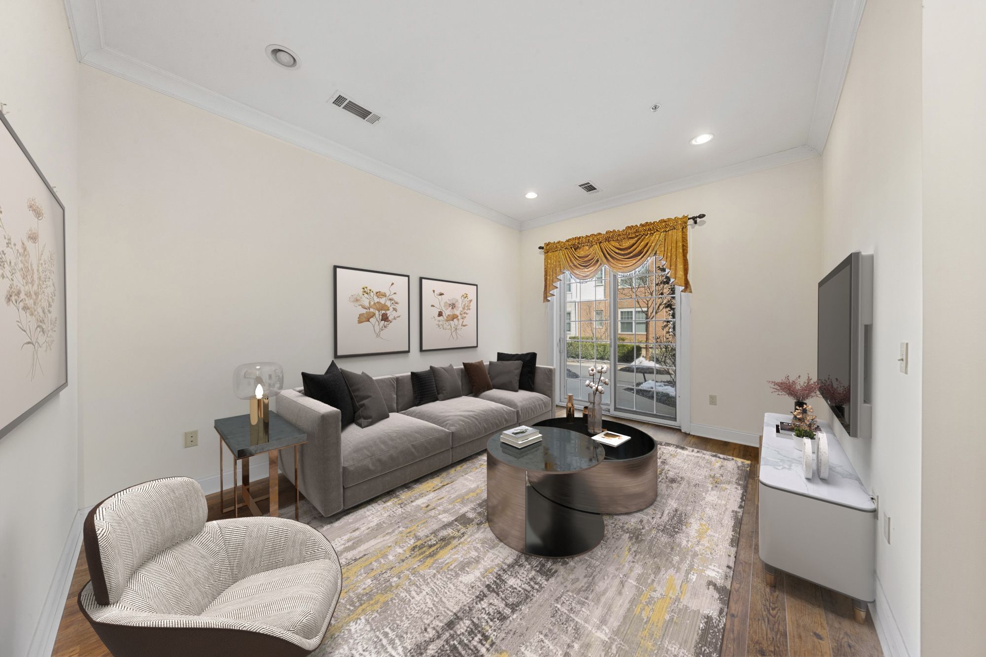 2116 The Plaza 