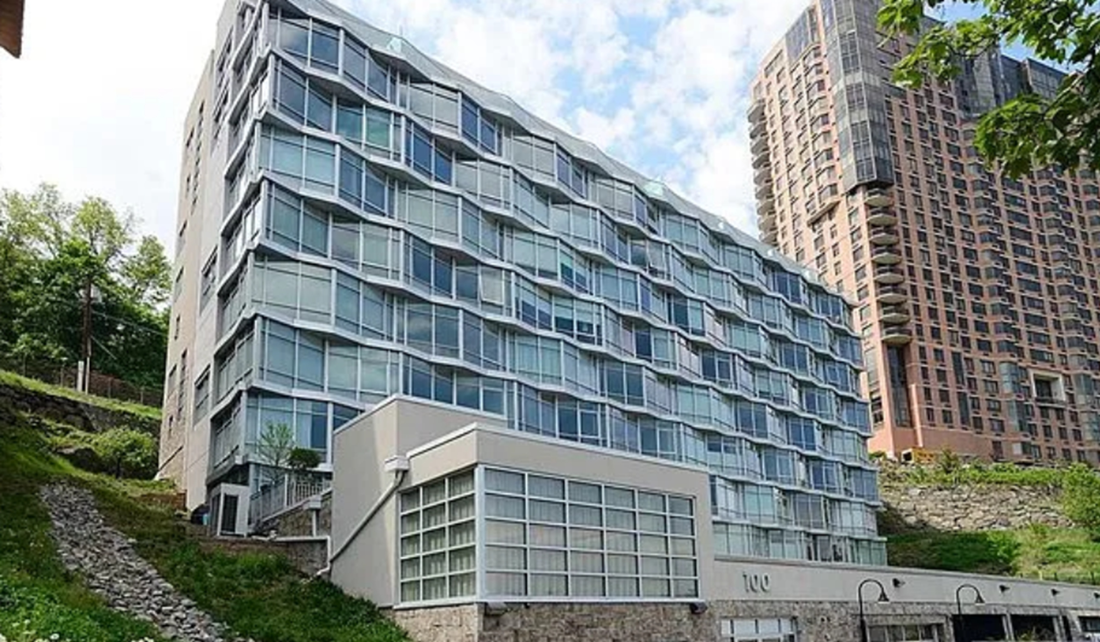 100 Thompson Lane 6C