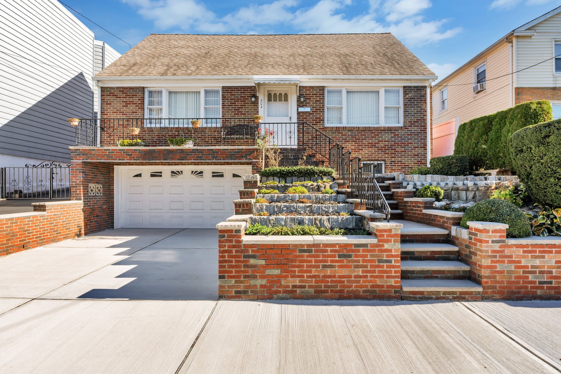 804 Grand Avenue