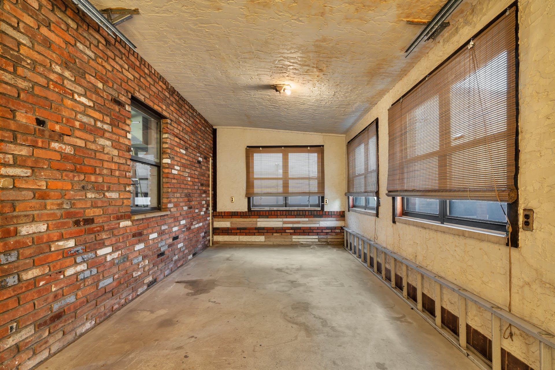 804 Grand Avenue