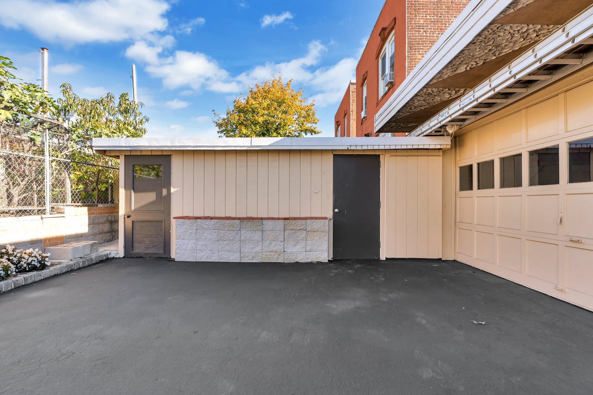 804 Grand Avenue