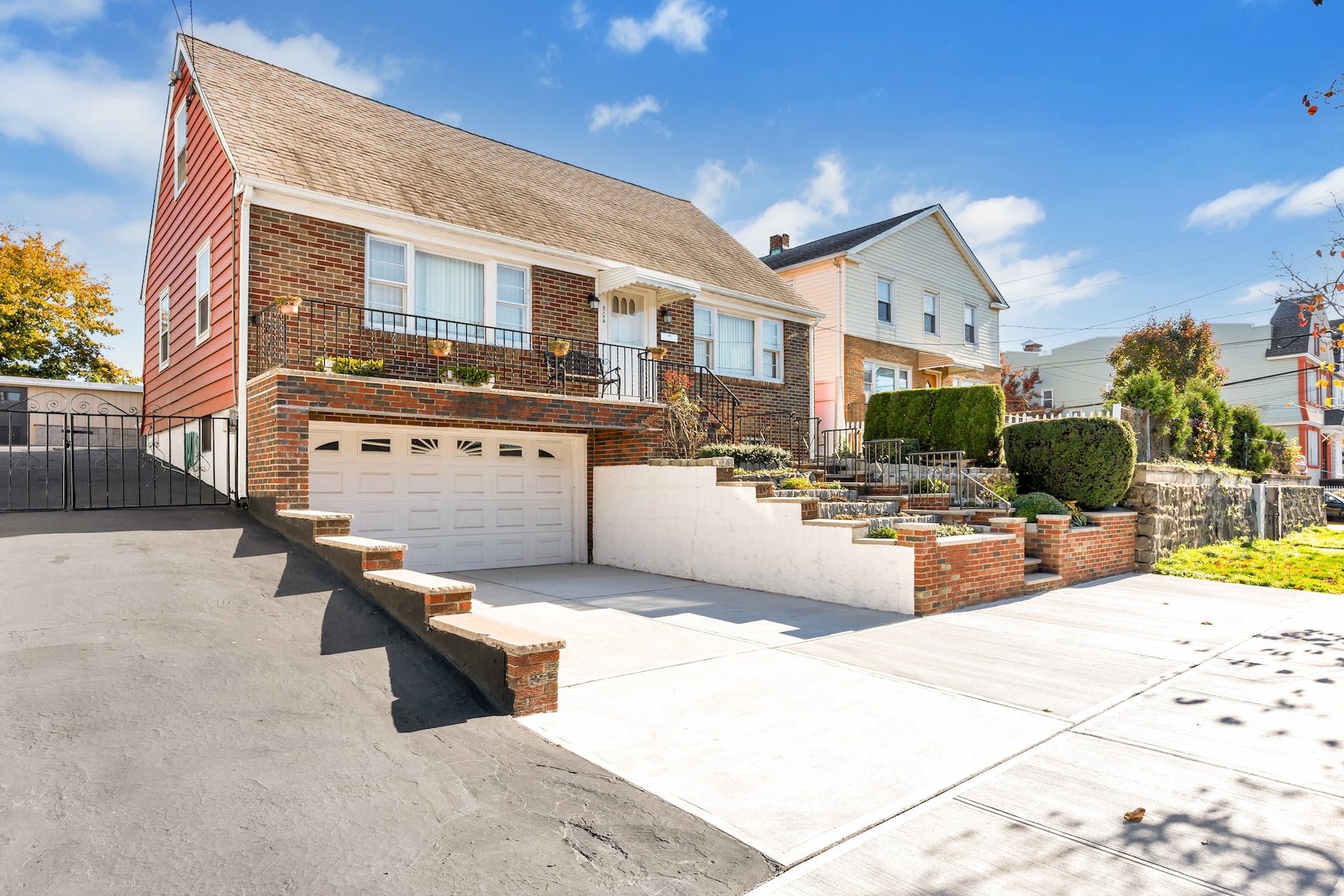 804 Grand Avenue