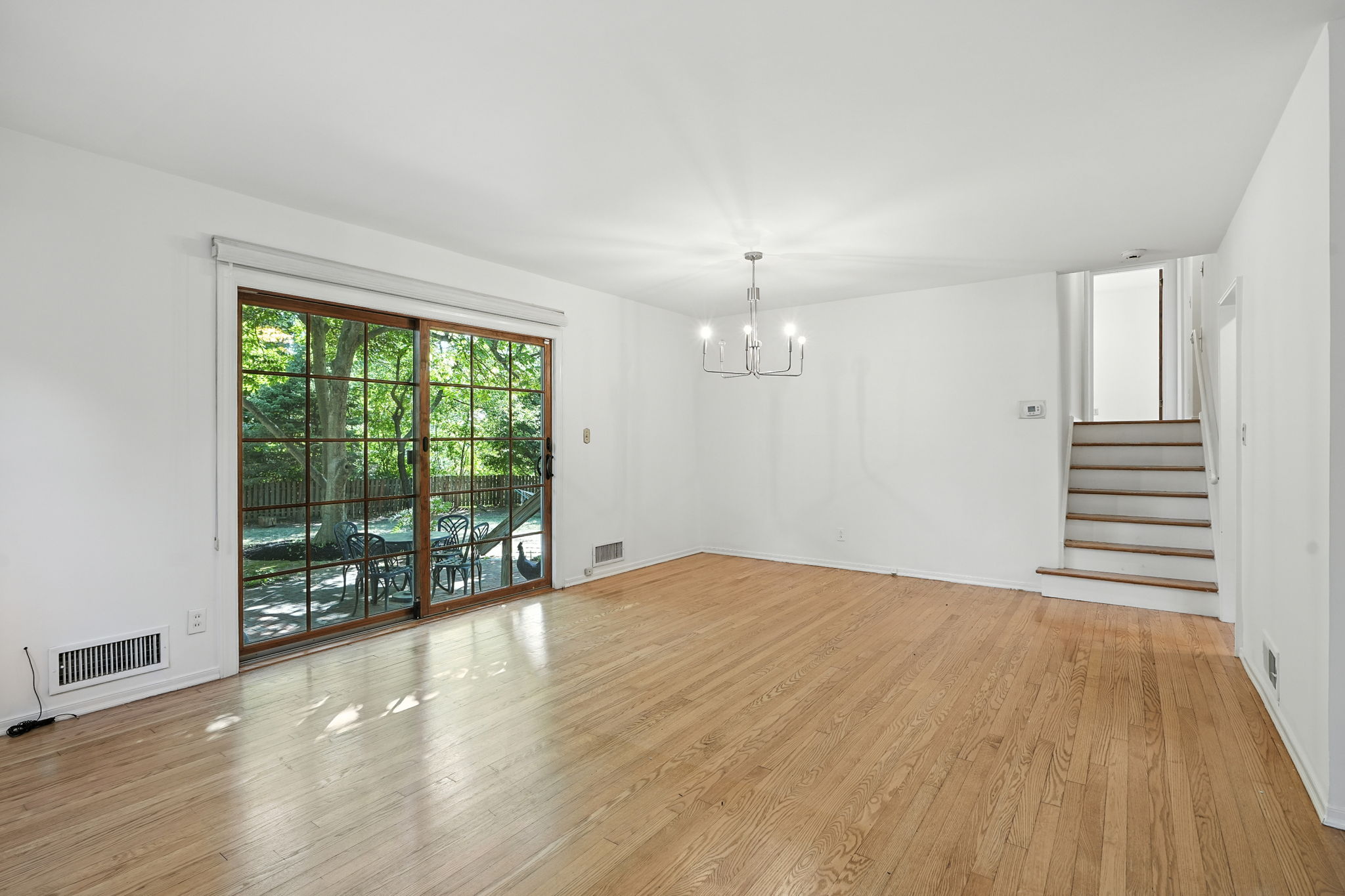 121 Squire Hill Road 