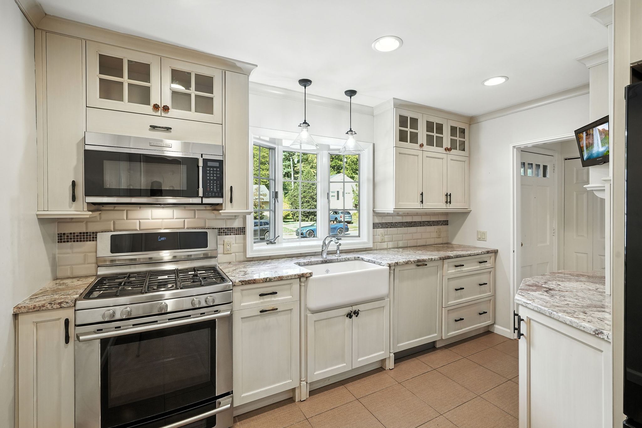 121 Squire Hill Road 