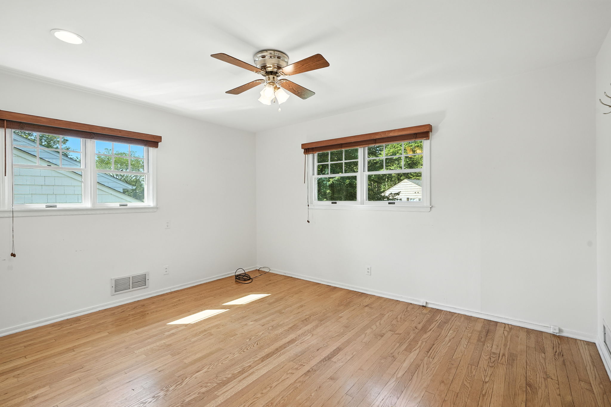 121 Squire Hill Road 