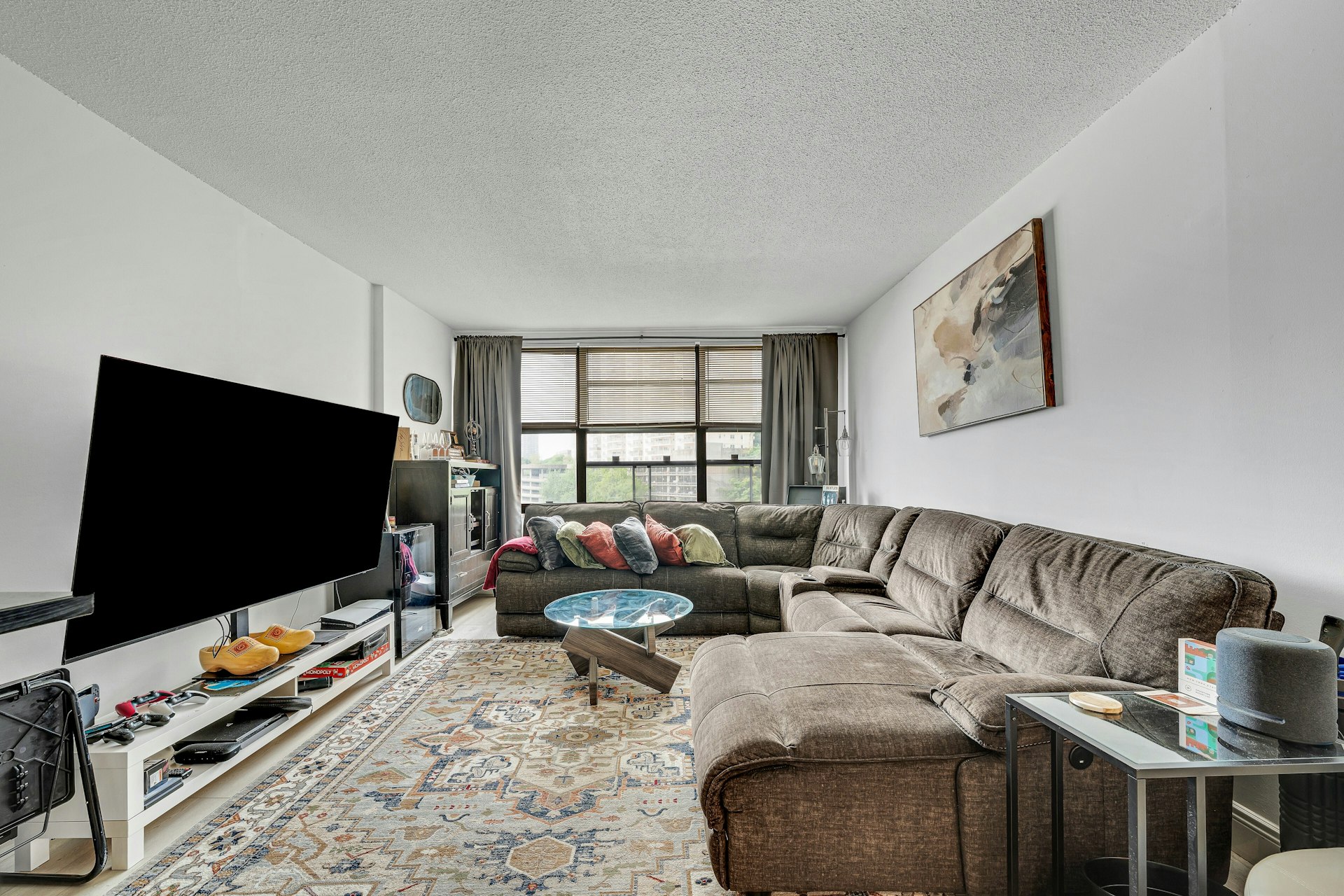 7002 JFK Boulevard East #16H 