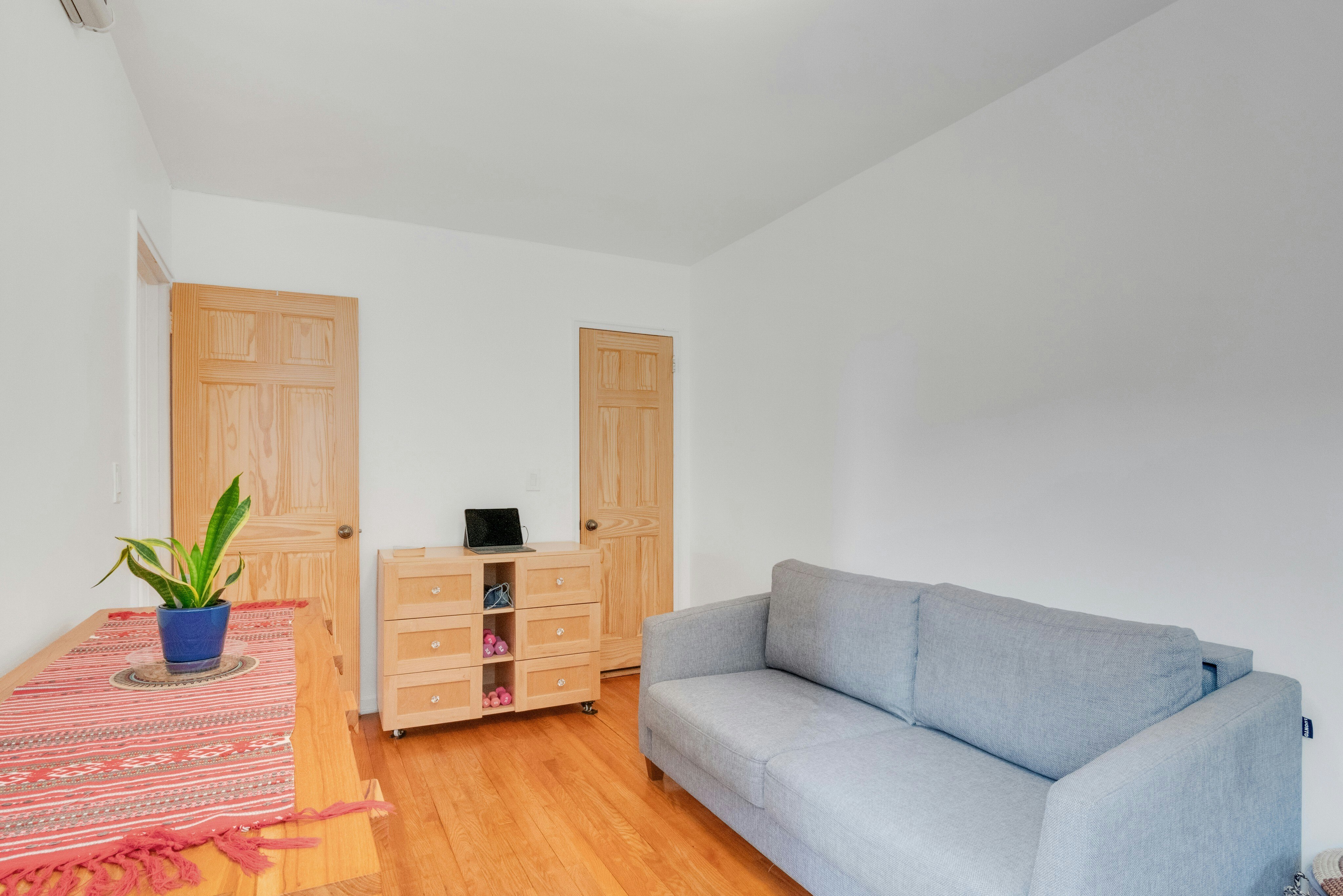 445 West 240th St, #6A 
