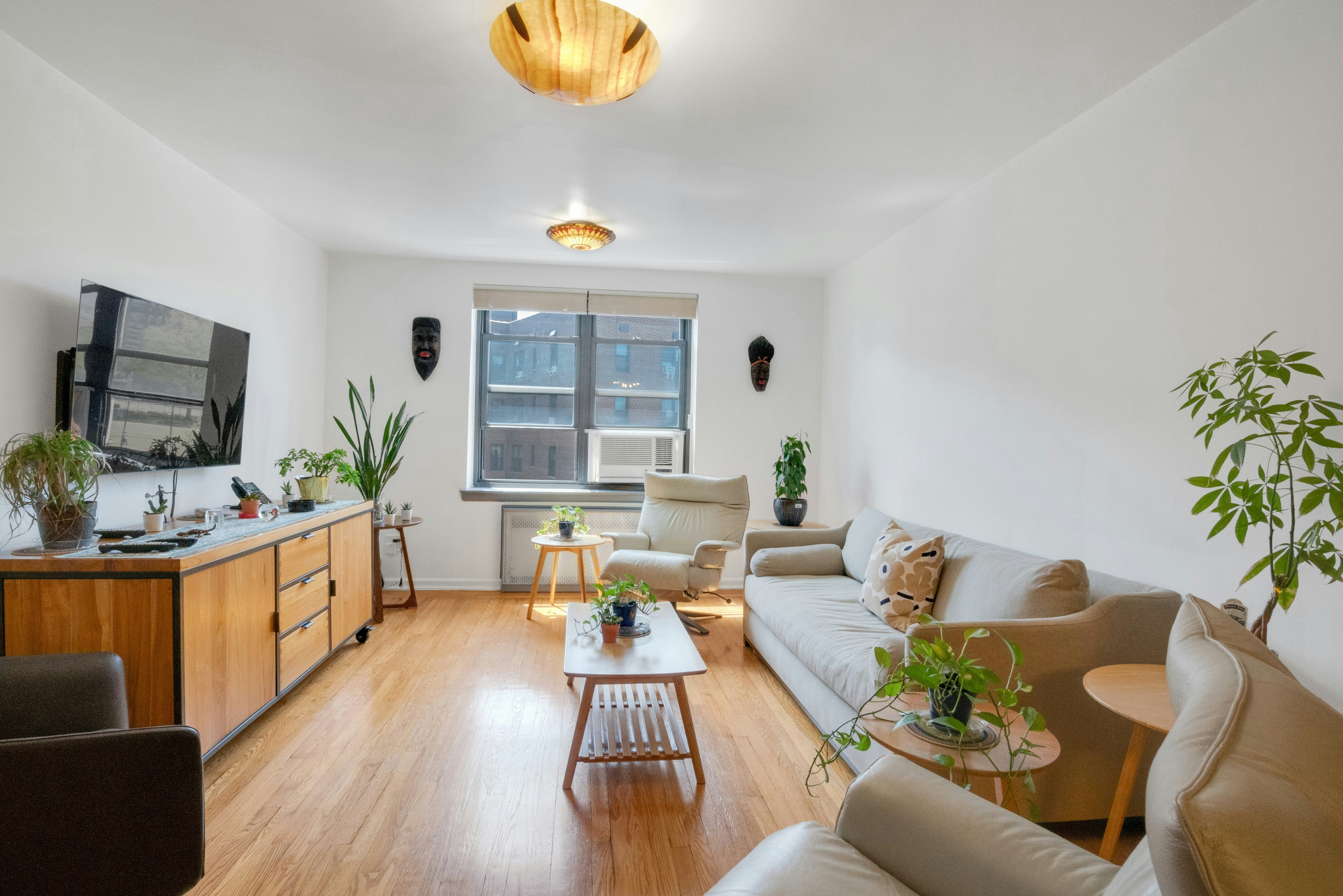 445 West 240th St, #6A 