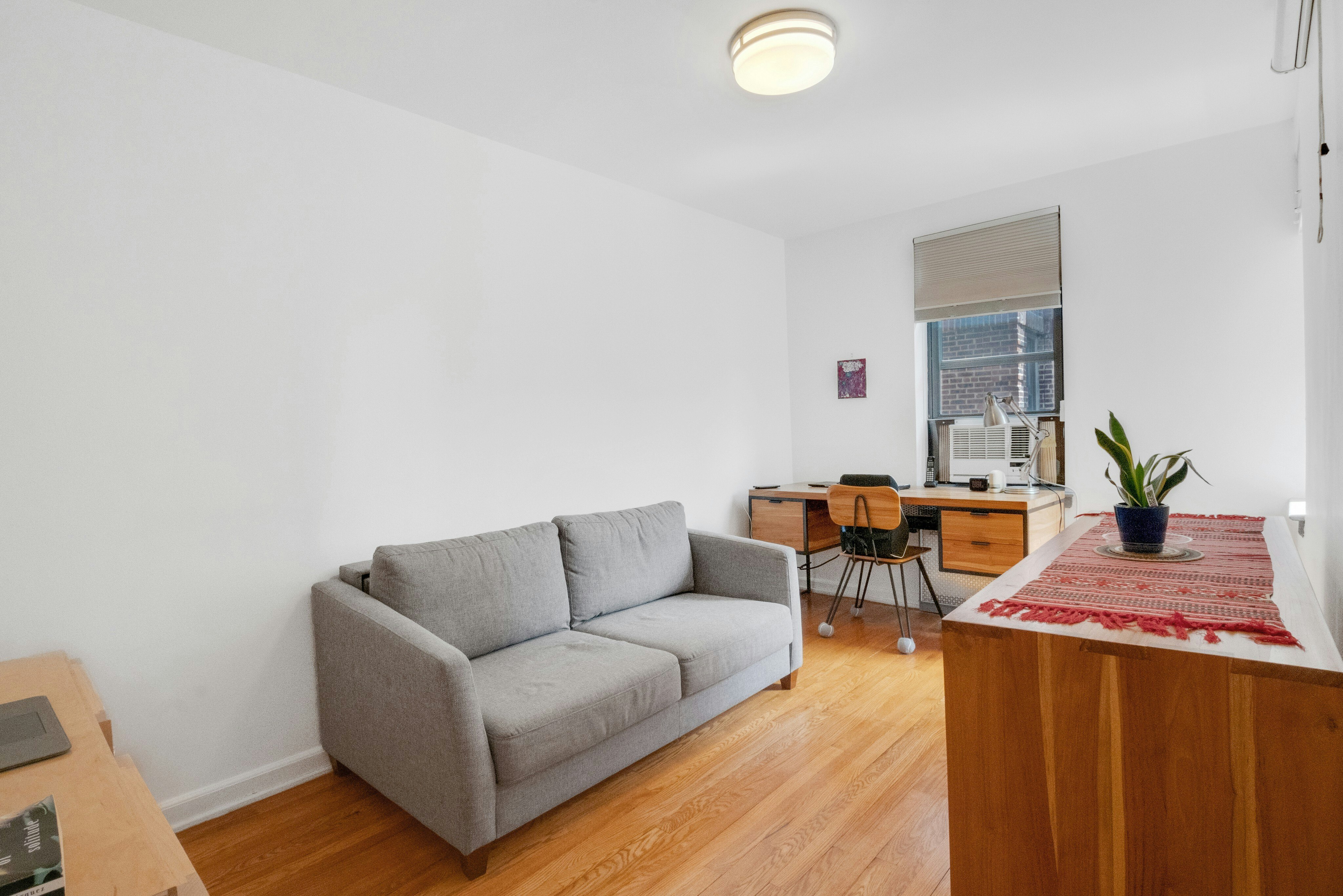 445 West 240th St, #6A 