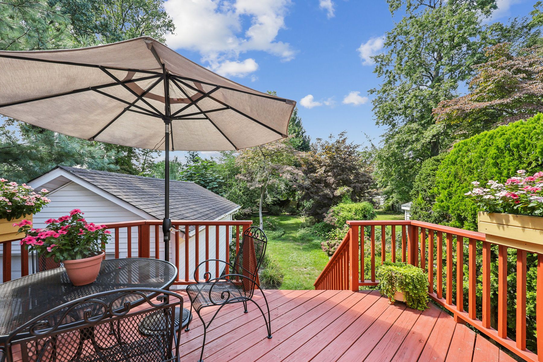 35 Jewett Avenue 