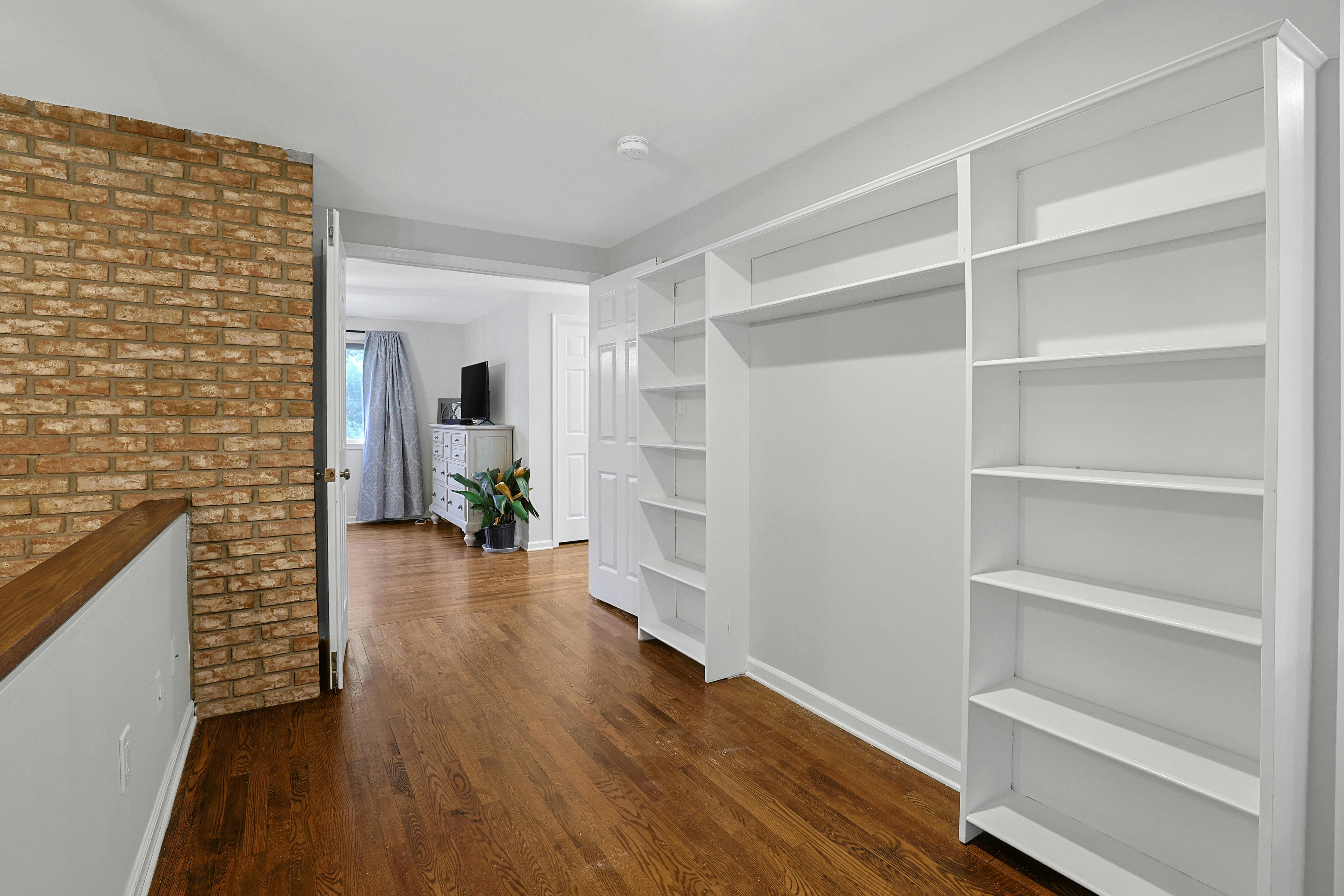 21 Whitman Lane 