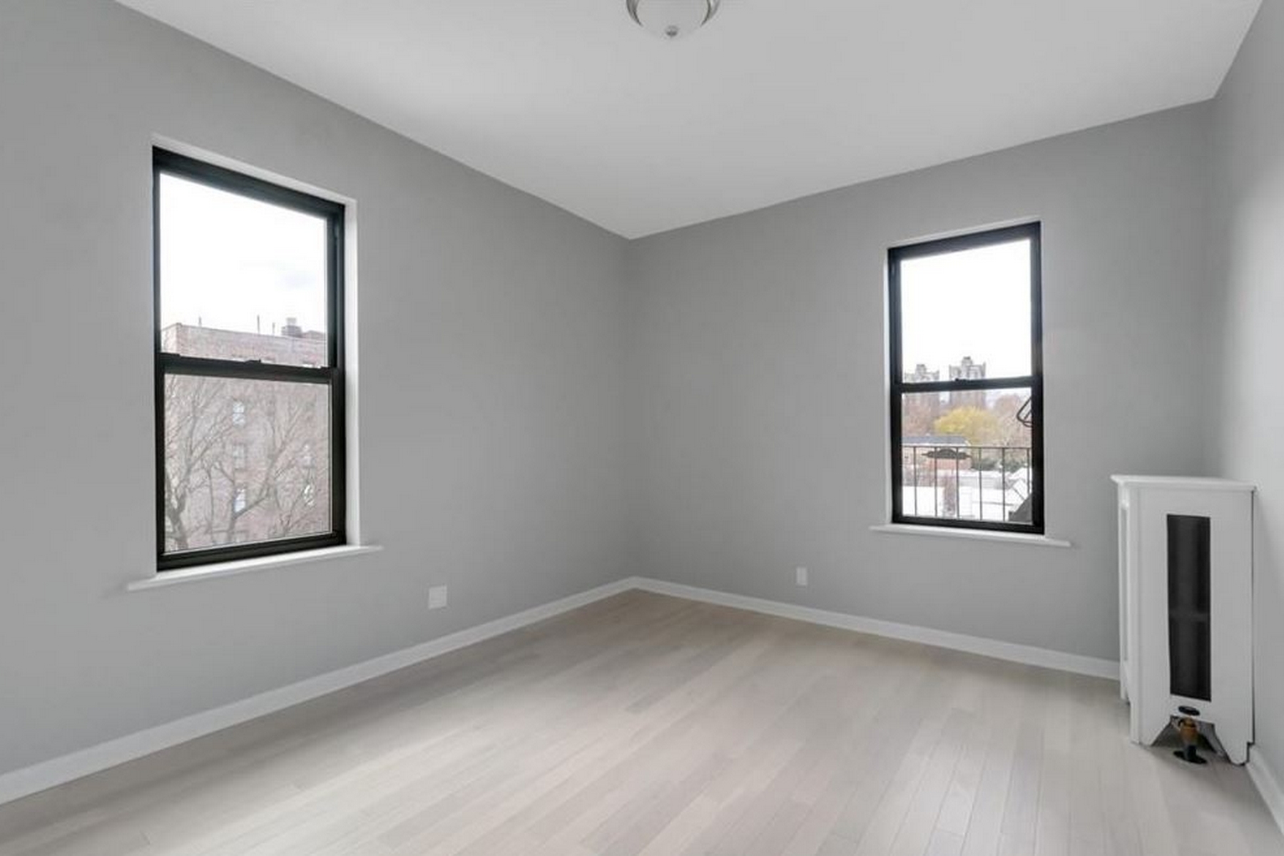 3279 Hull Avenue Unit# 21