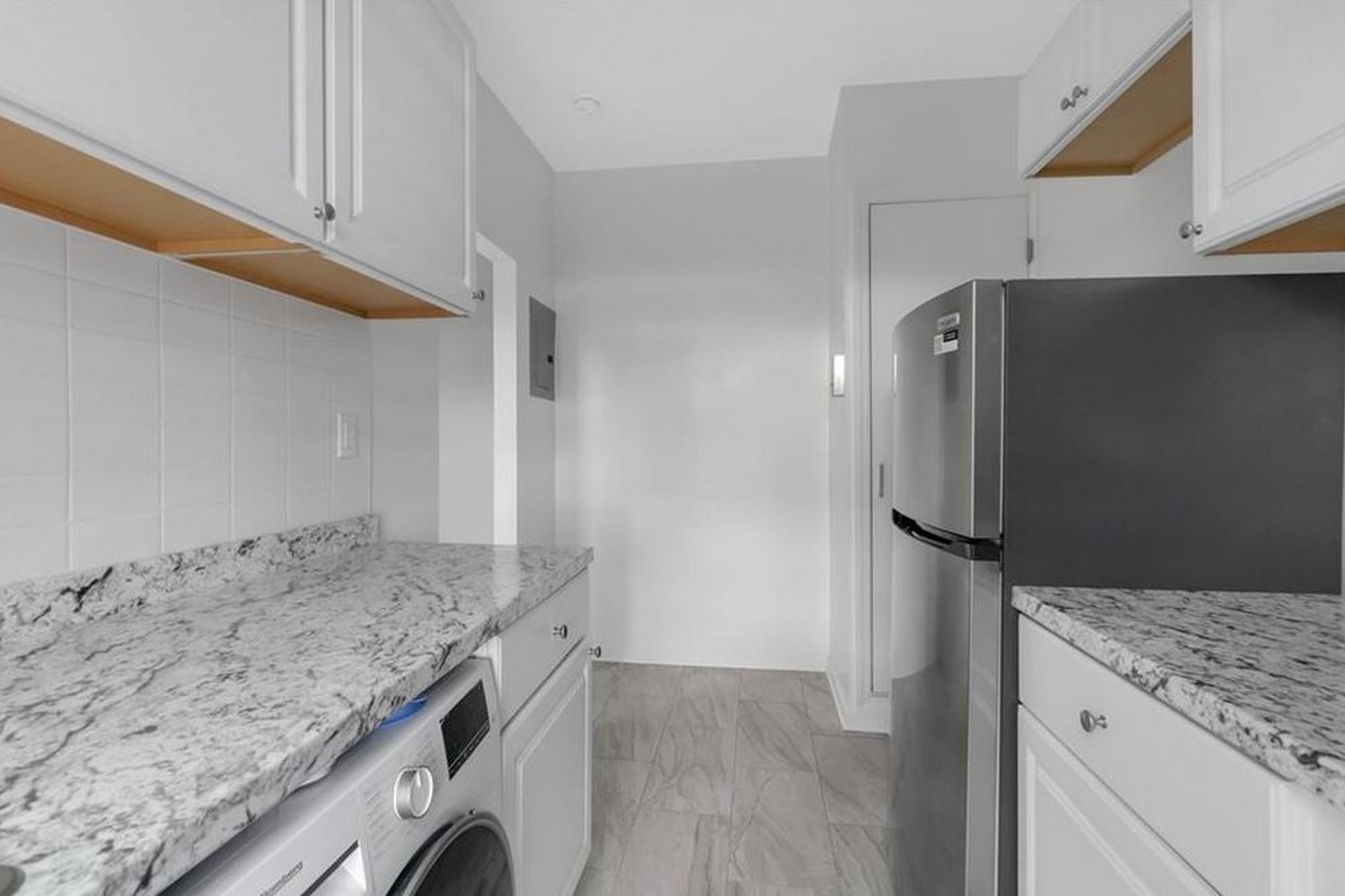 3279 Hull Avenue Unit# 21