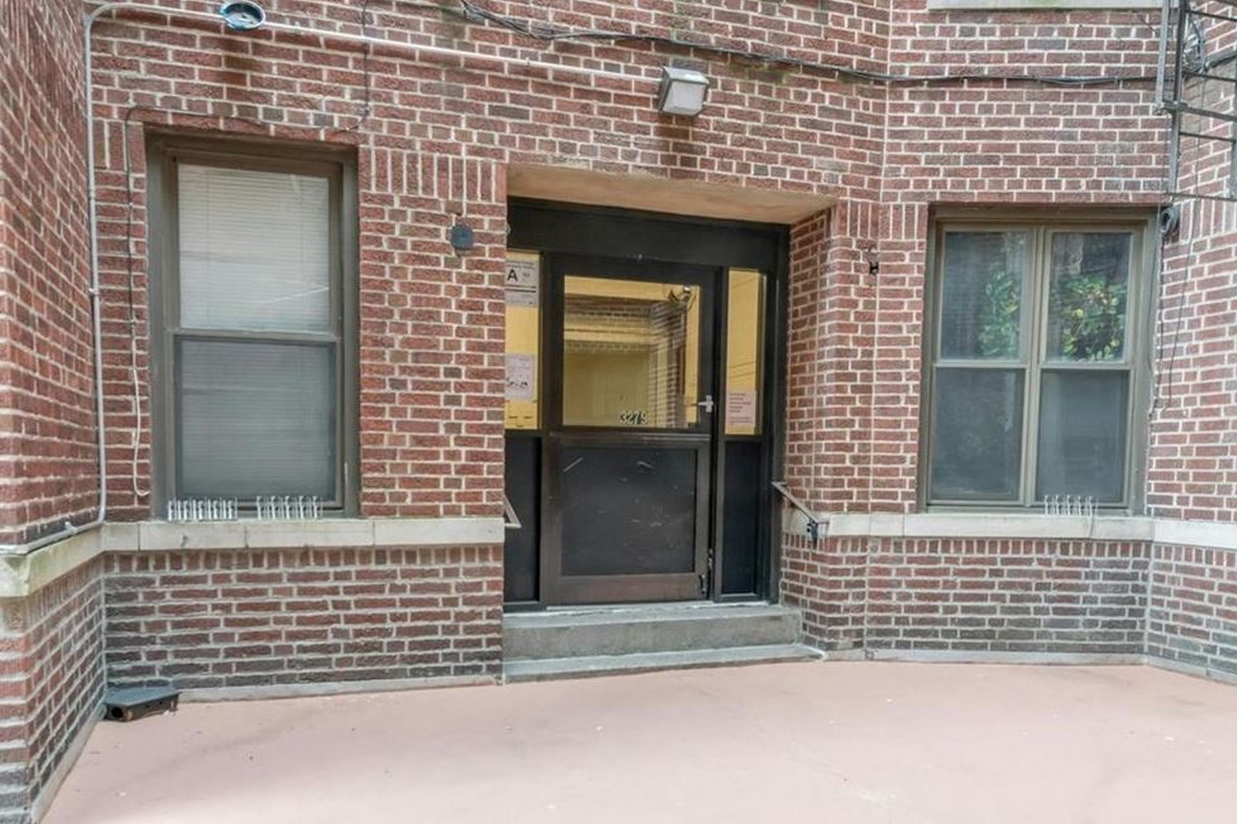 3279 Hull Avenue Unit# 21