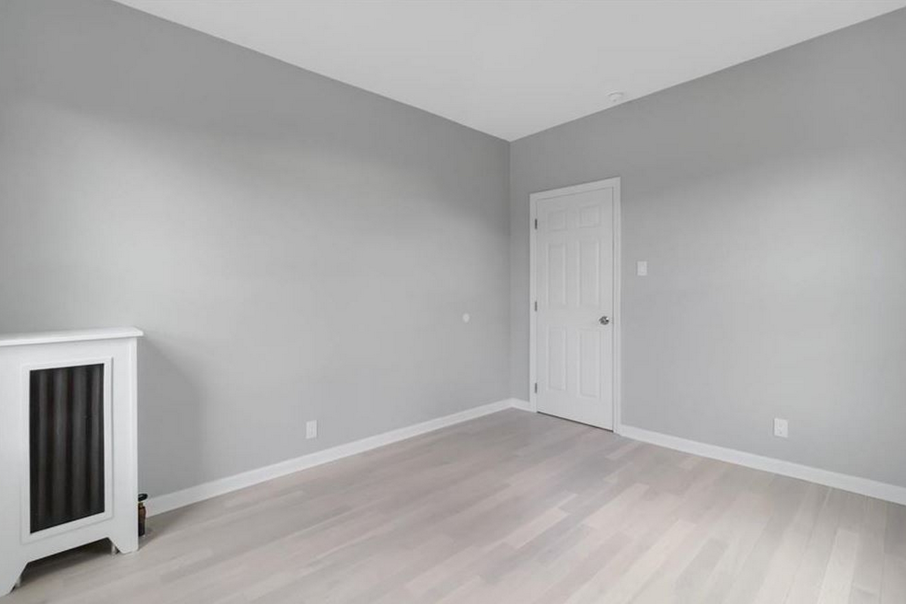 3279 Hull Avenue Unit# 21