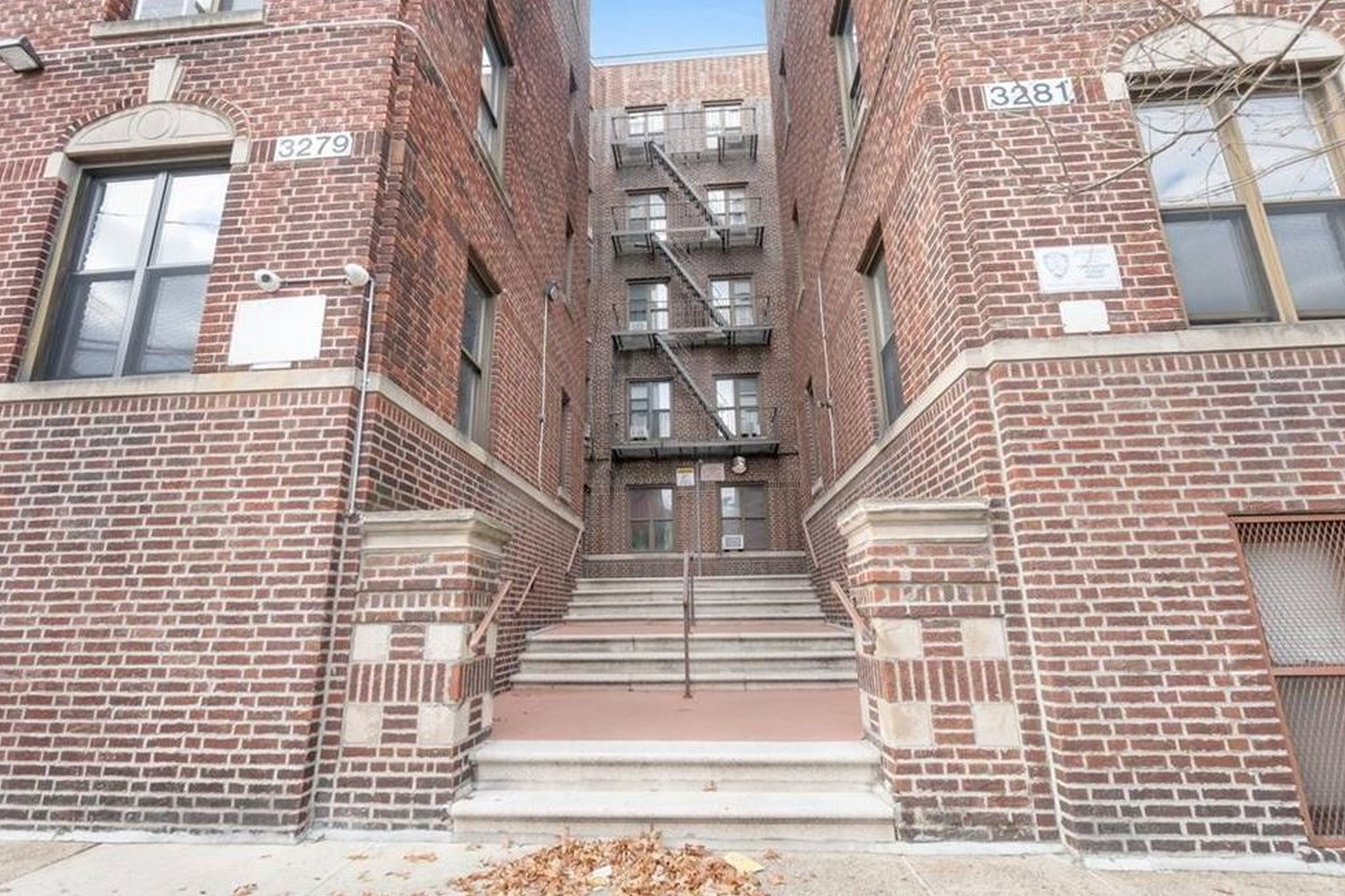 3279 Hull Avenue Unit# 21