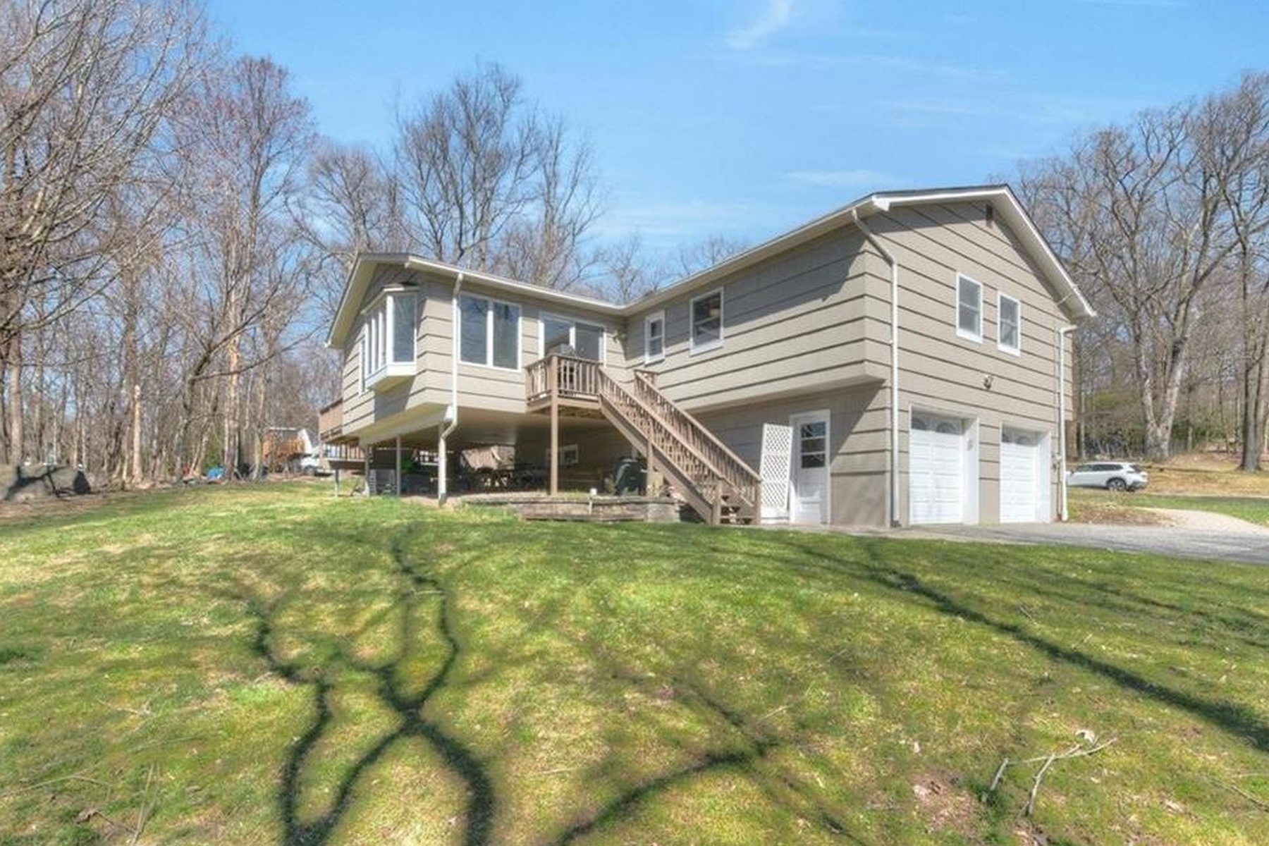 7 N Amundsen Lane