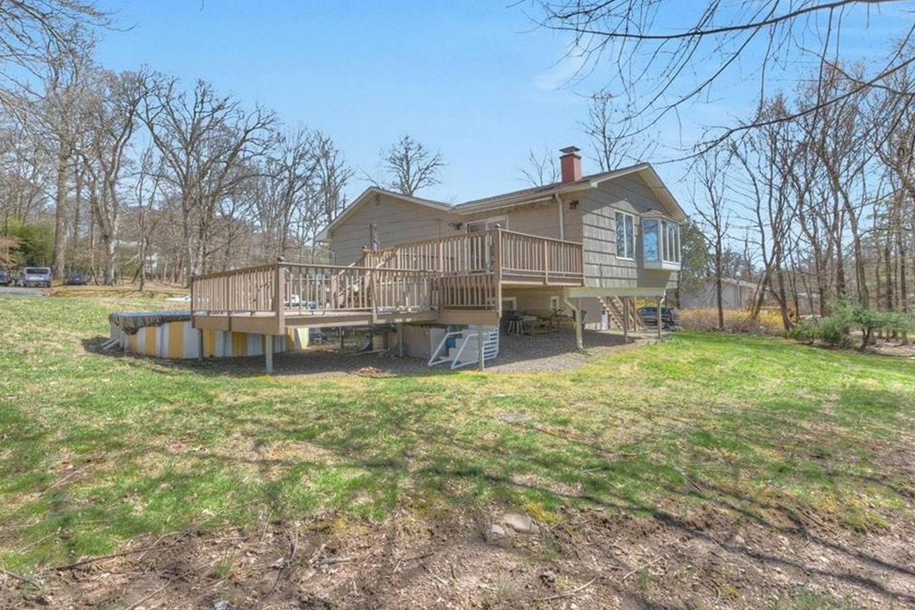 7 N Amundsen Lane