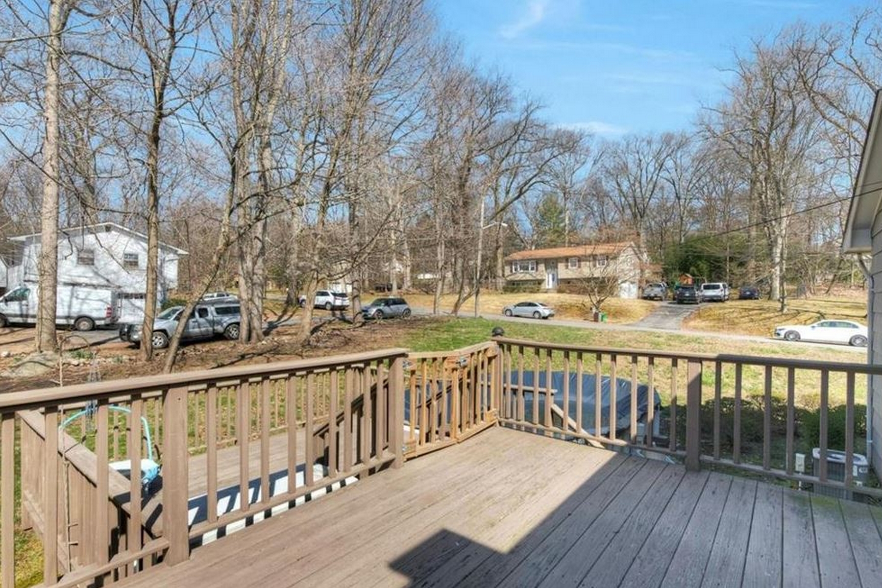 7 N Amundsen Lane