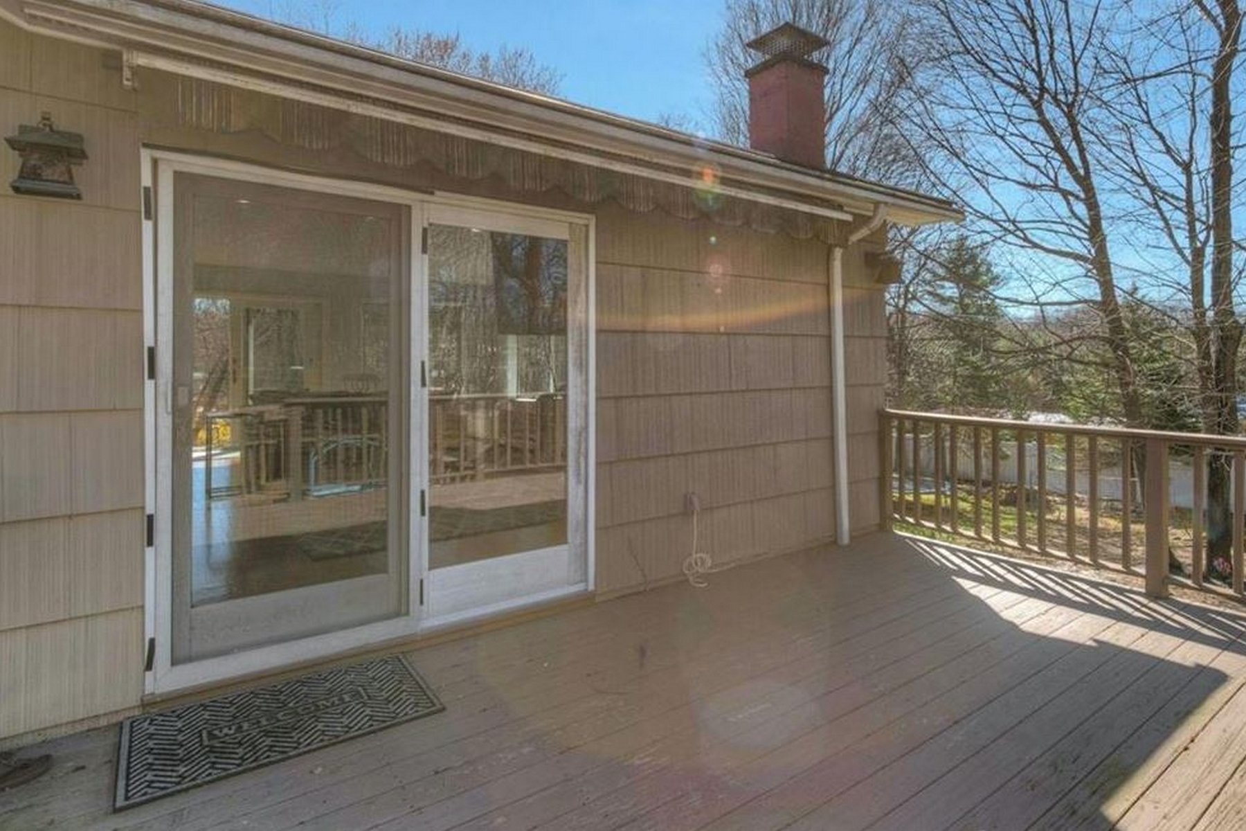 7 N Amundsen Lane
